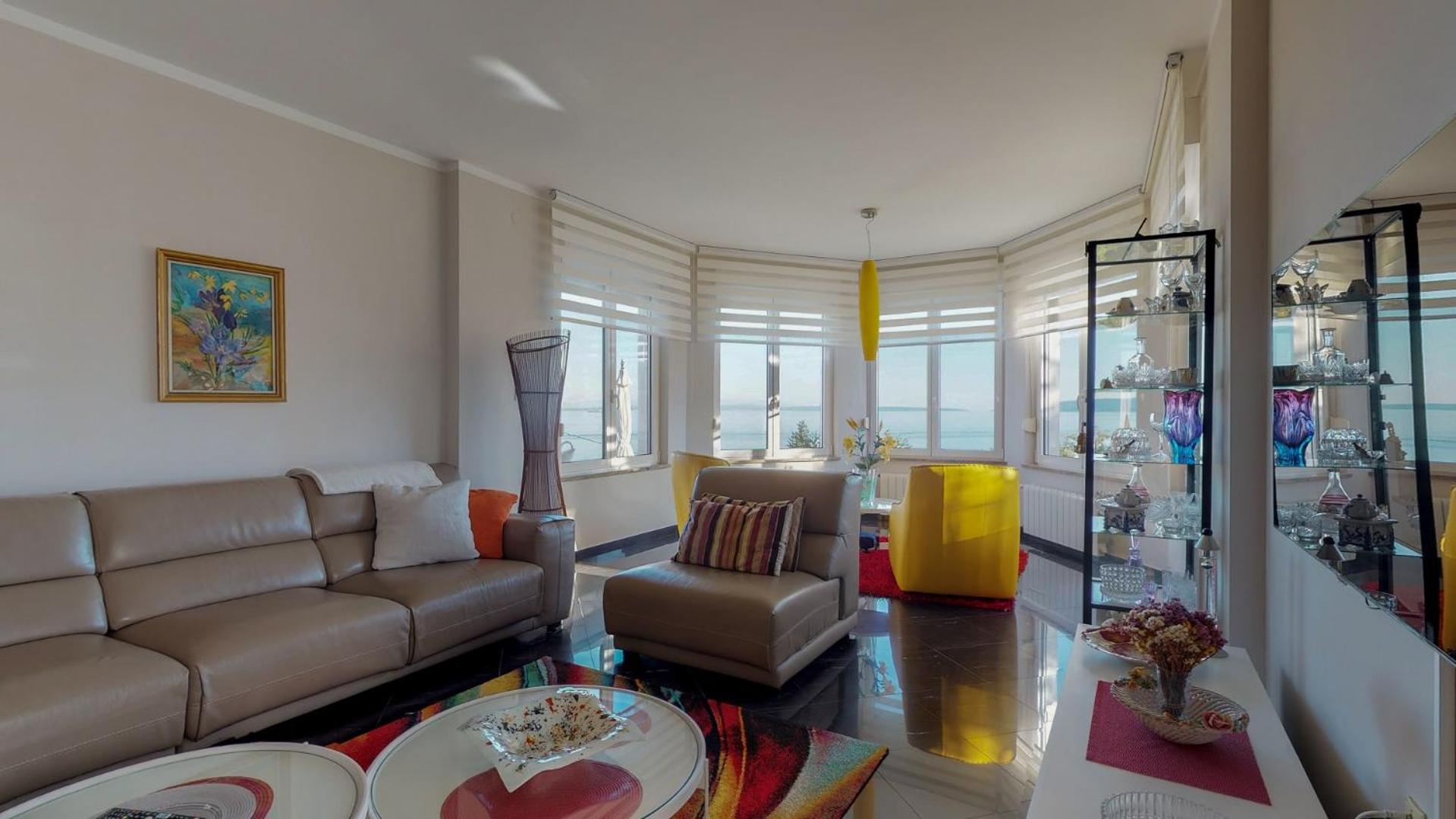 Superior Apartment photo 1