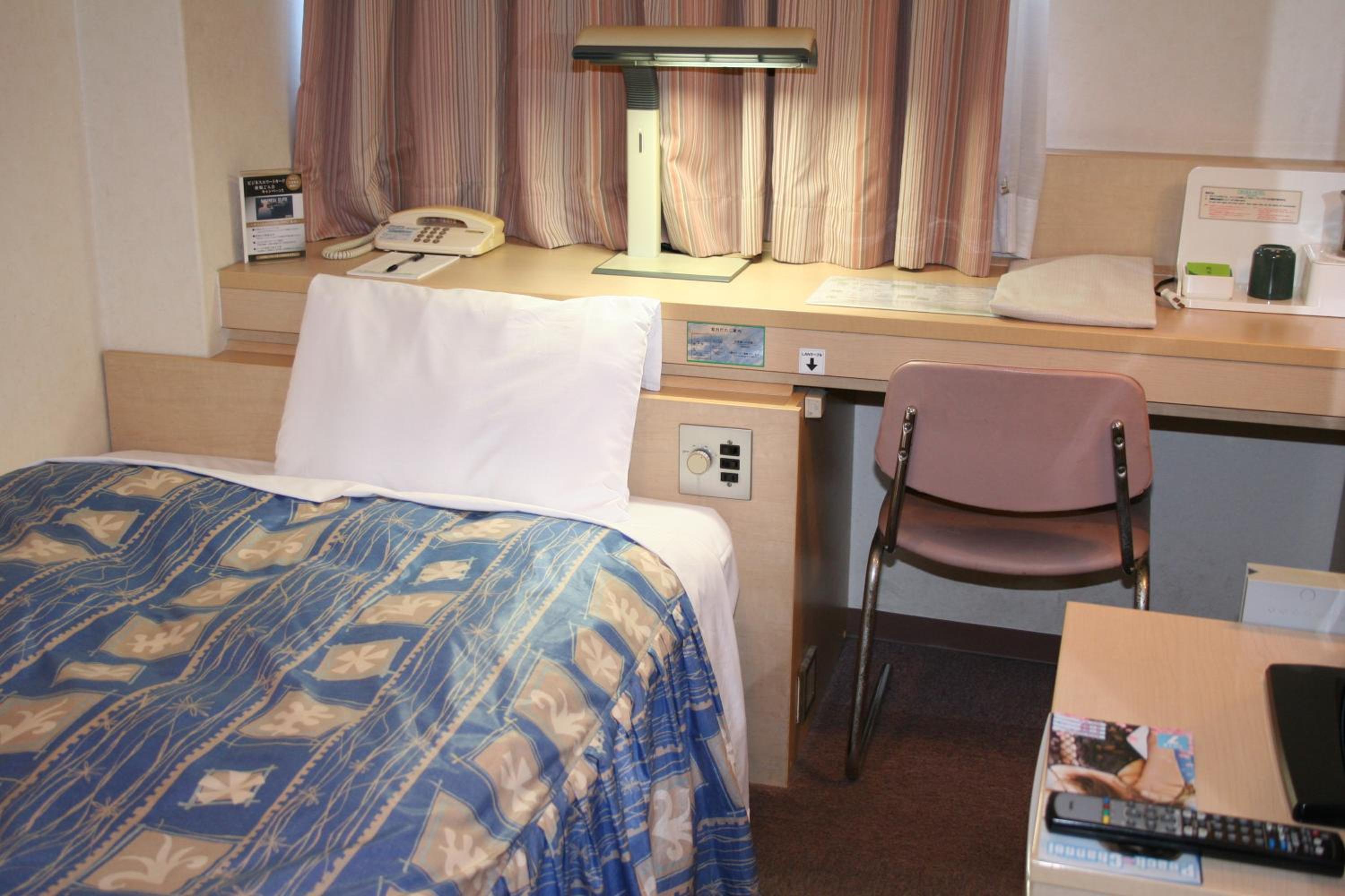 Single Room photo 2