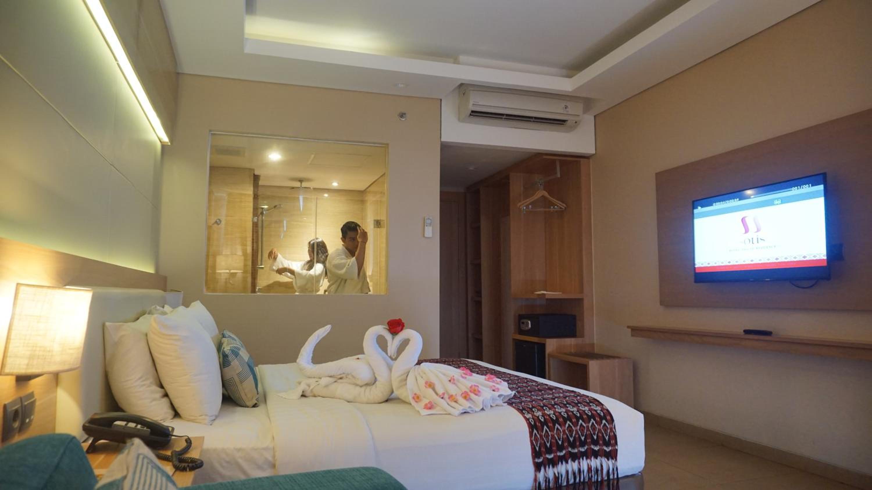 Premier King Room with Sea View