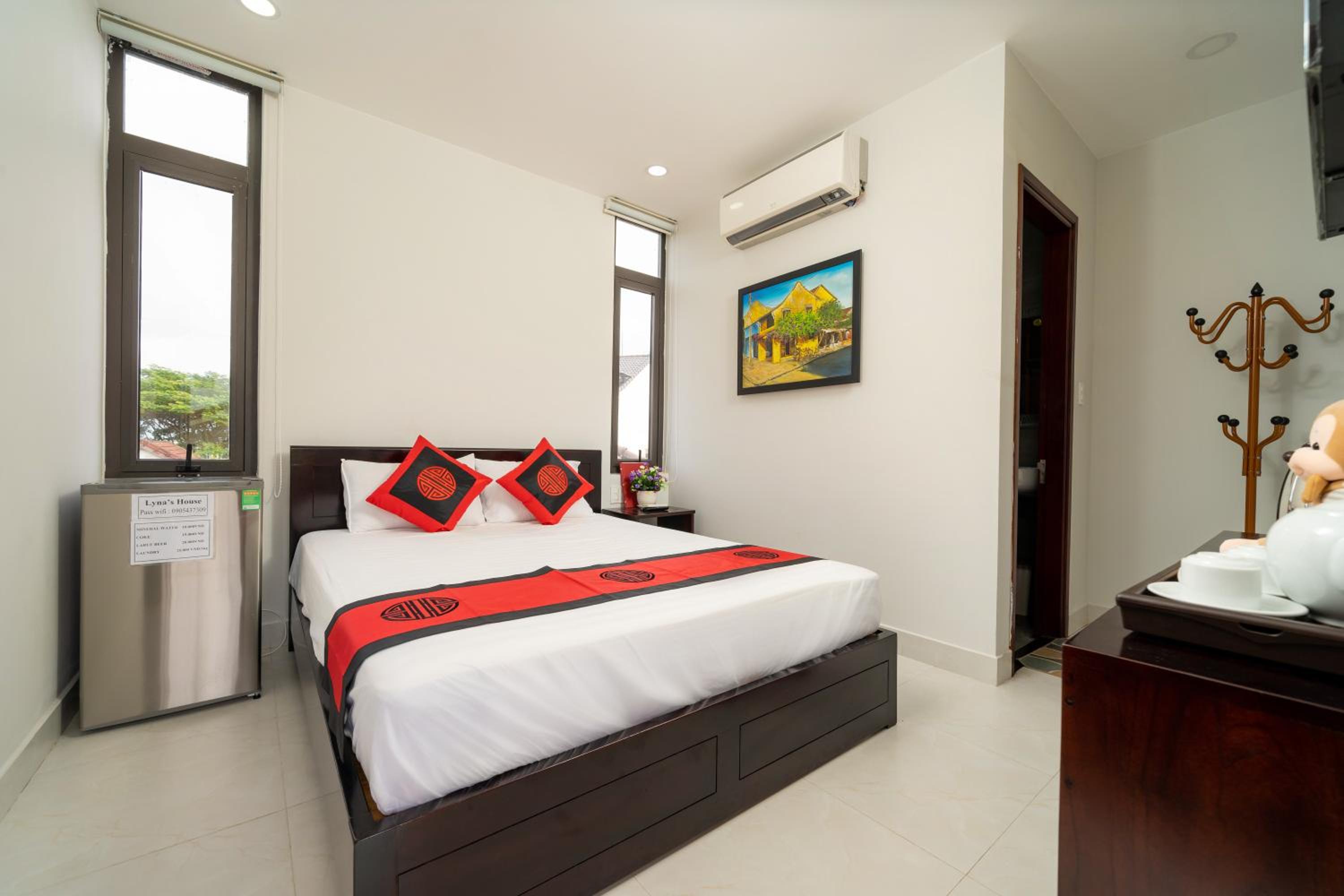 Deluxe Room (1 Adult + 1 Child)