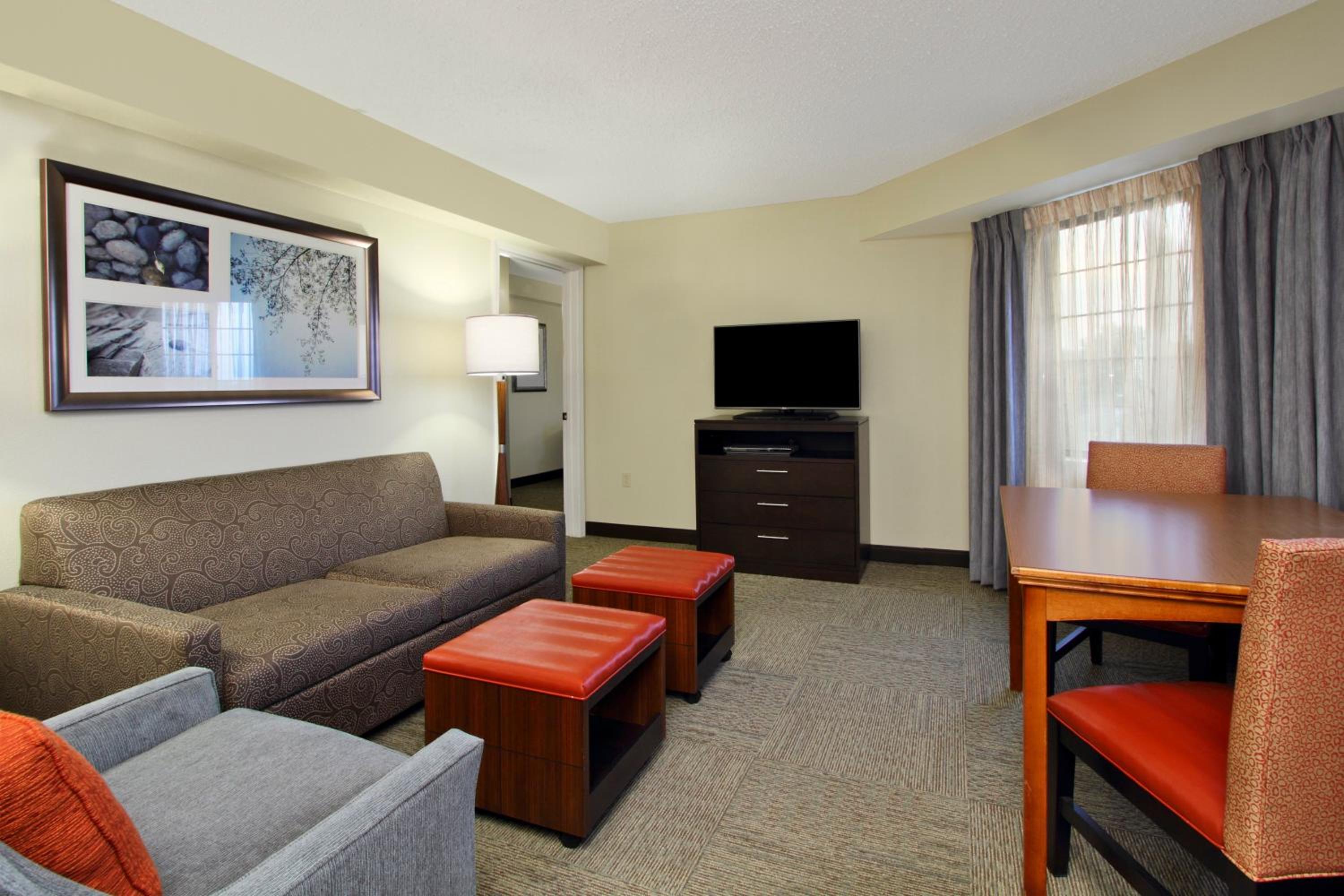 Two-Bedroom Suite - Non-Smoking - Photo 11