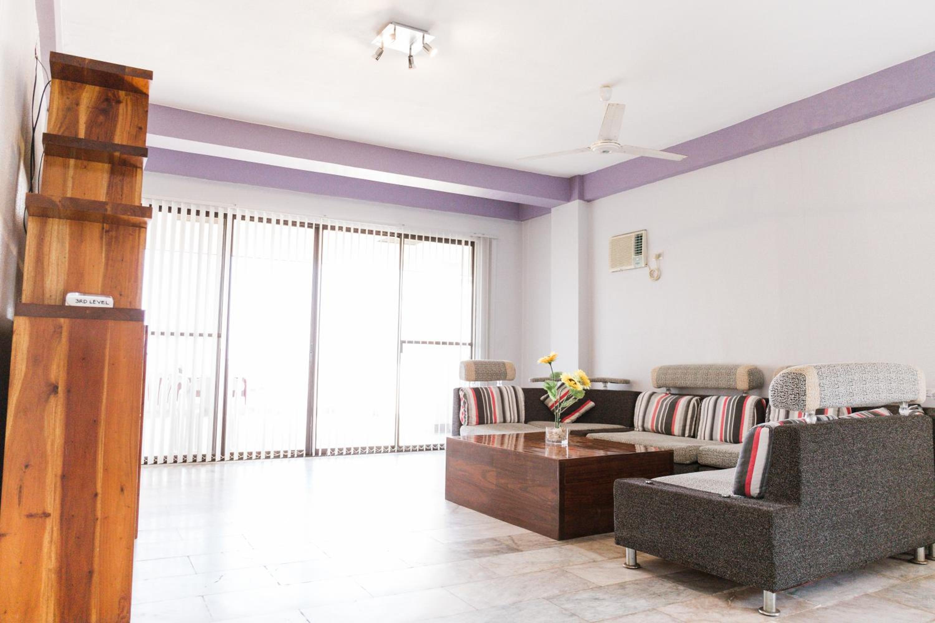 Penthouse Apartment - Photo 18