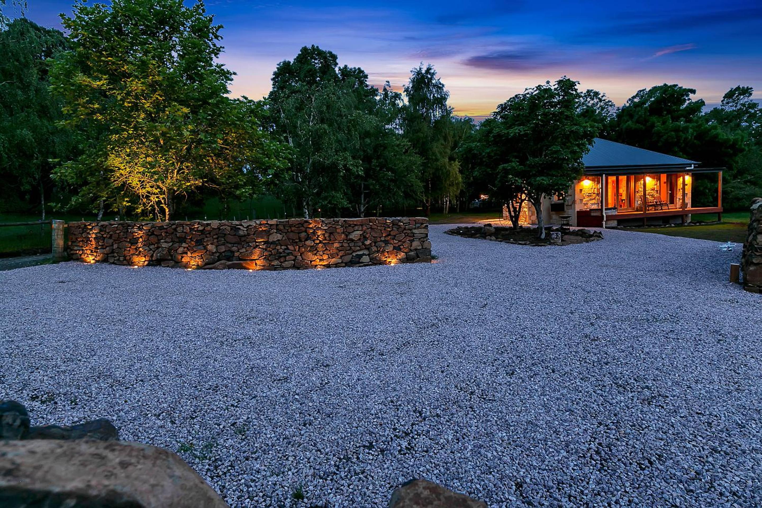 Deluxe Ariel Cottage photo 2