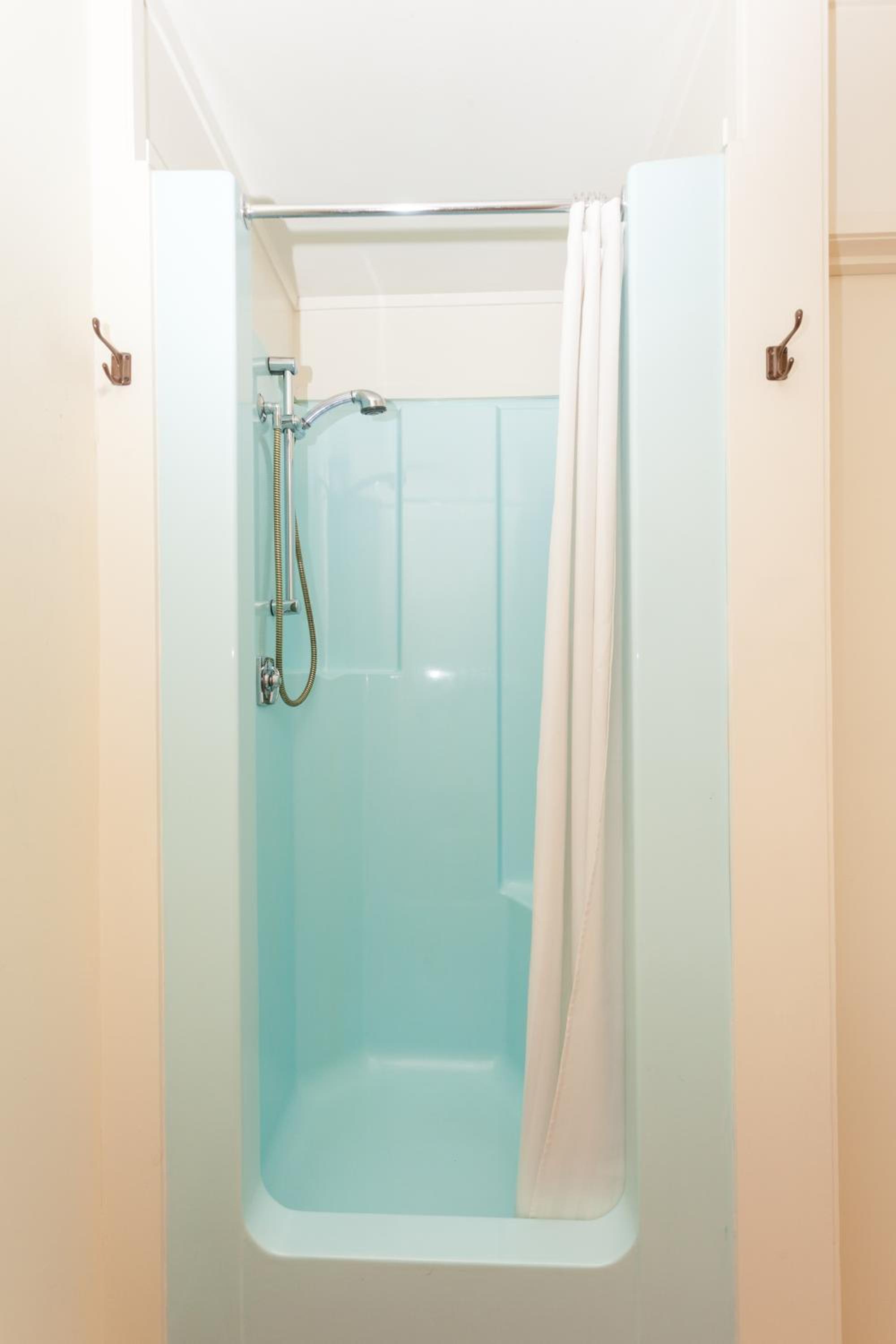 Standard One-Bedroom Apartment - Photo 8