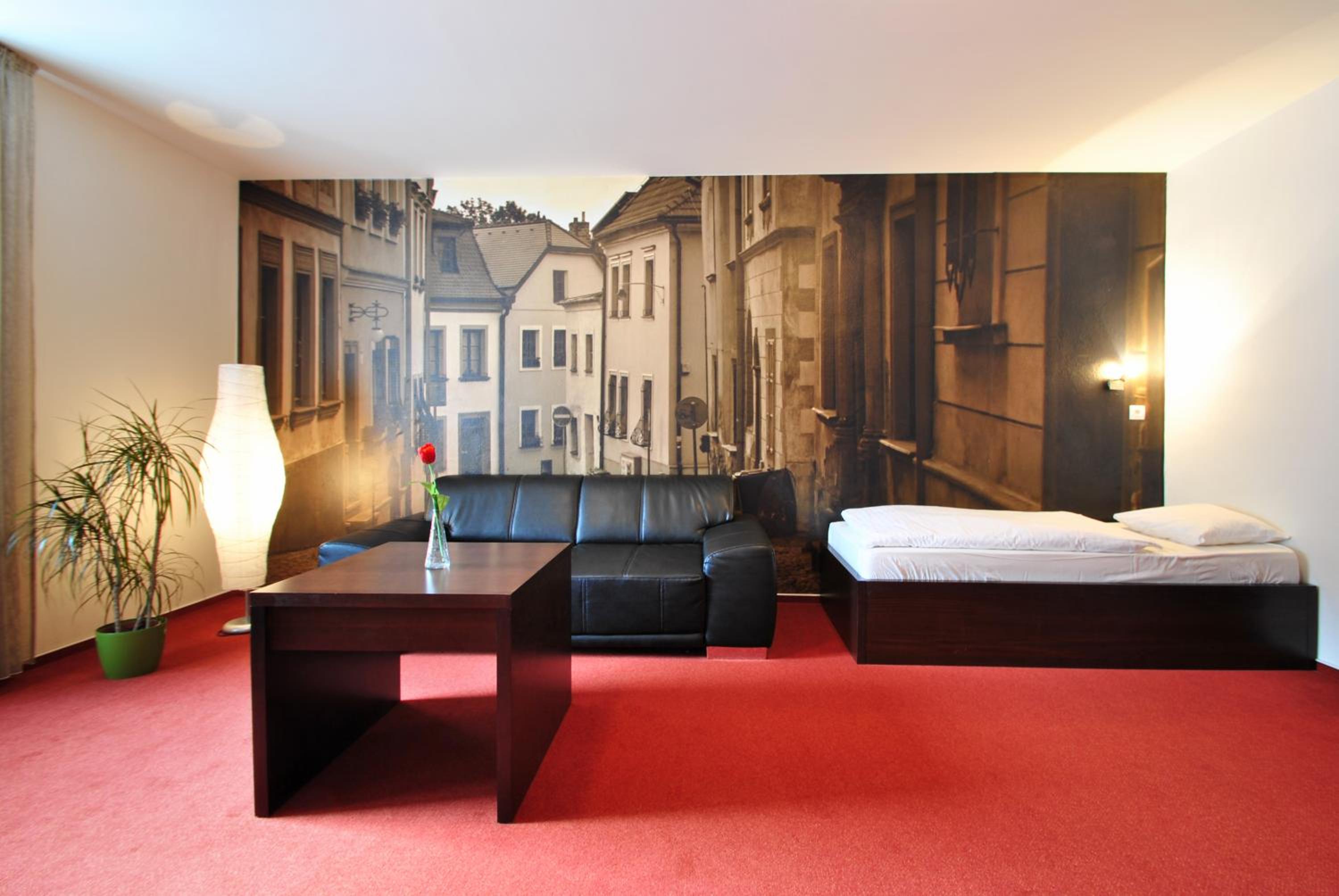 One-Bedroom Apartment (3 Adults)