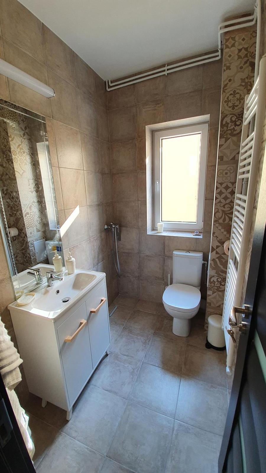 Basic Triple Room - Photo 6