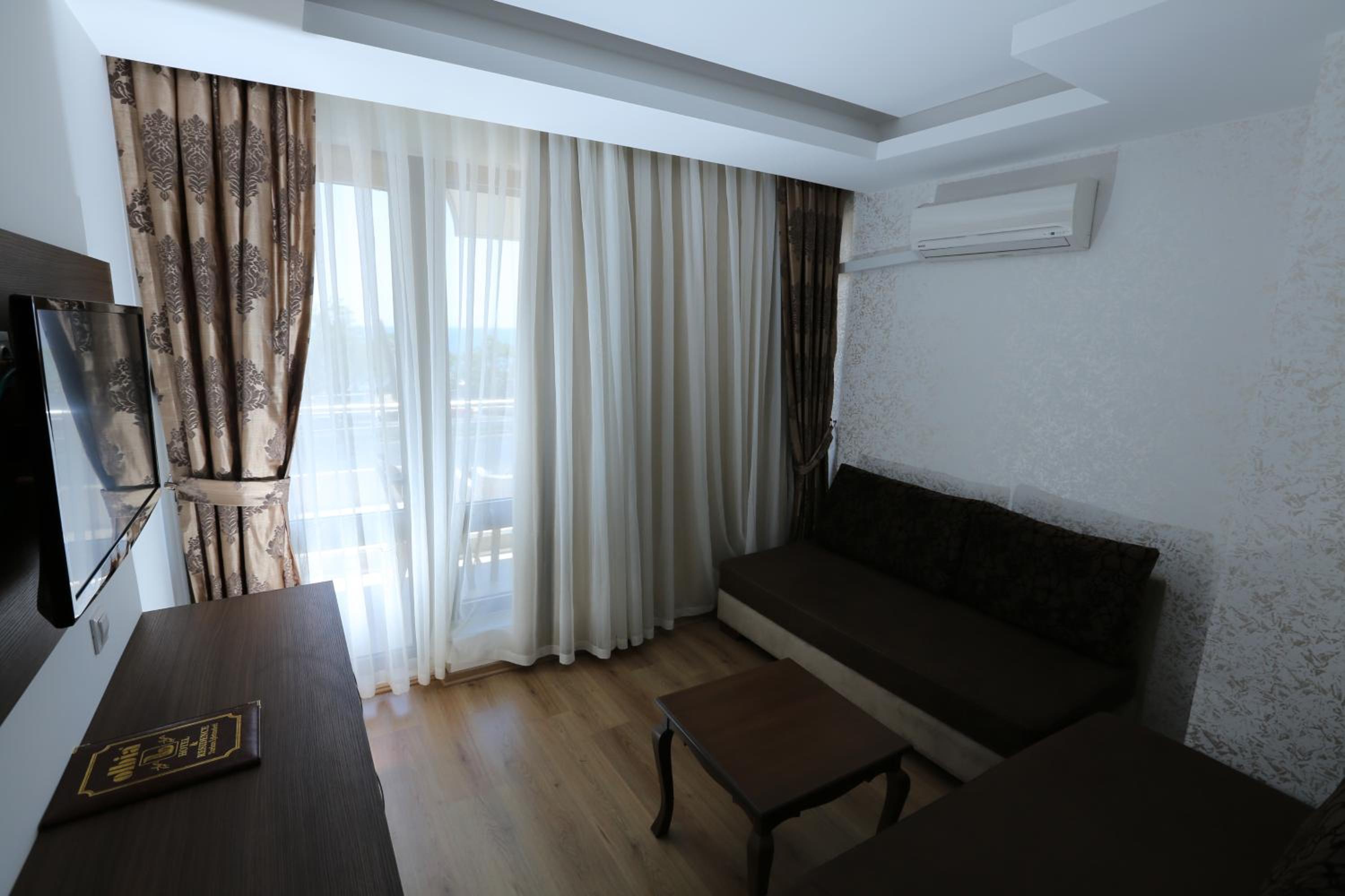 Suite with Sea View