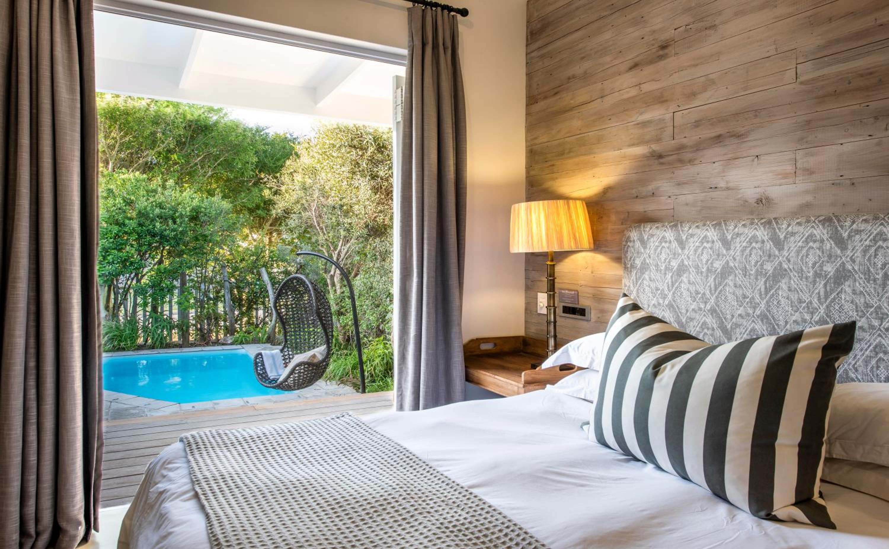 Villa with Private Pool - Photo 1