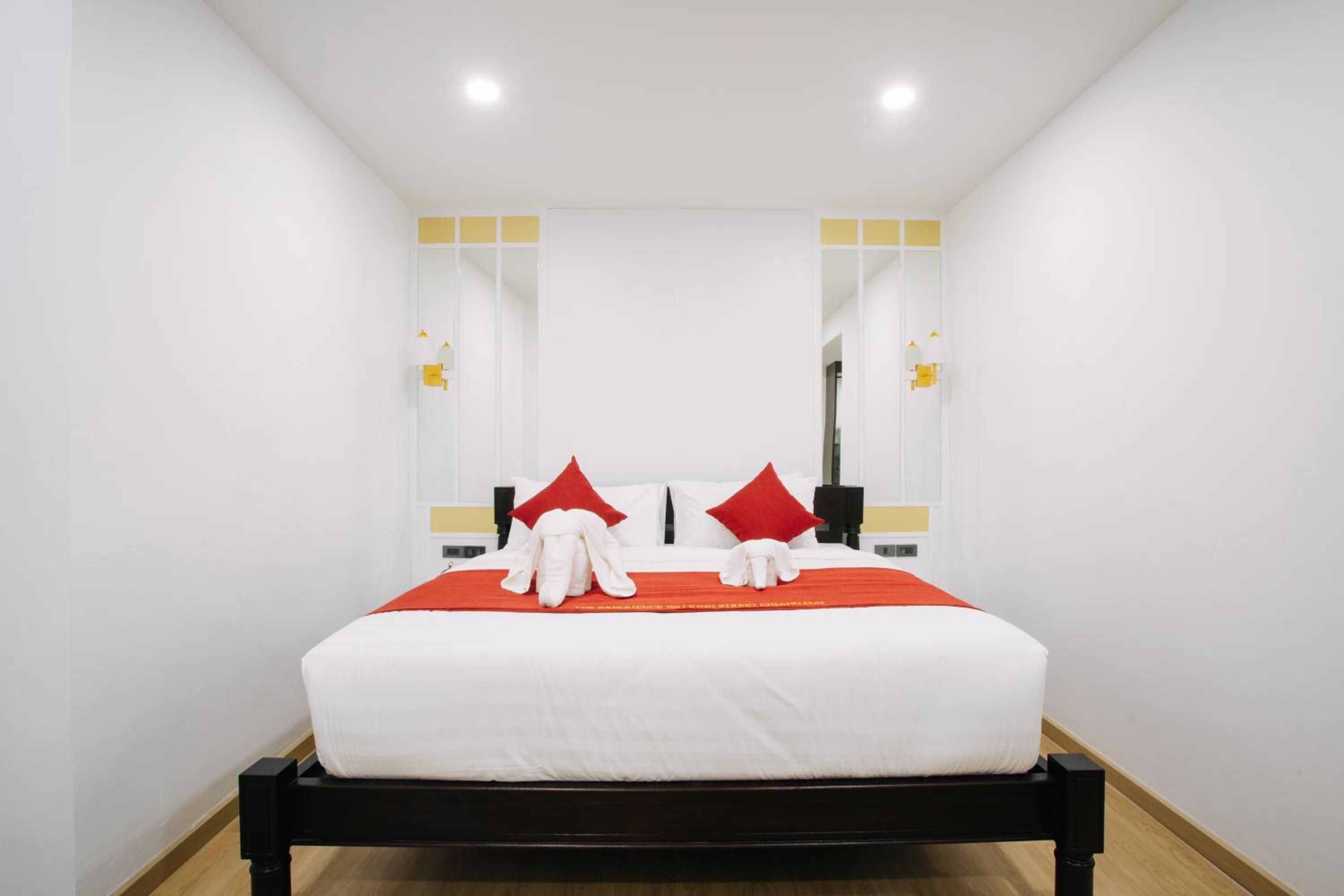 Superior Double Room - Photo 11