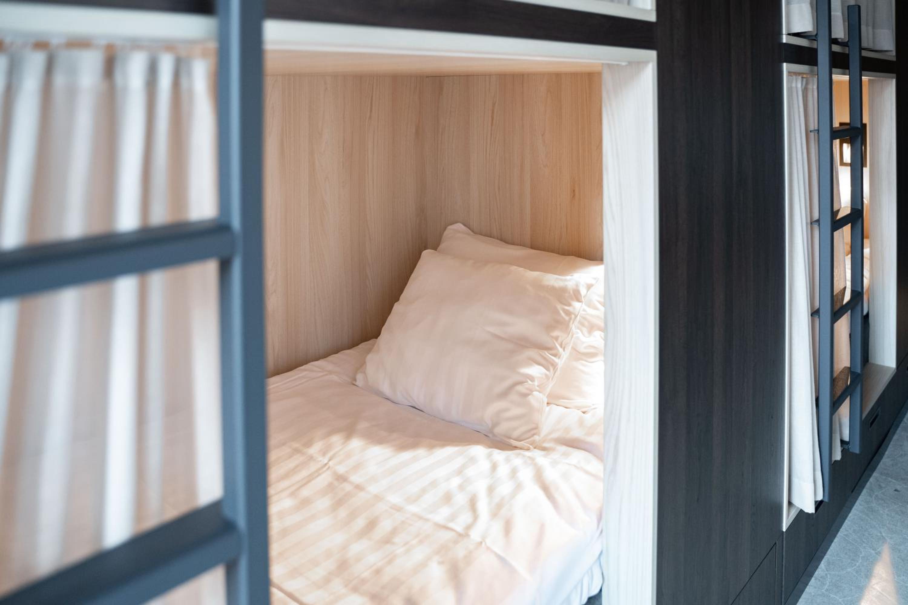 Studio Apartment - Photo 4