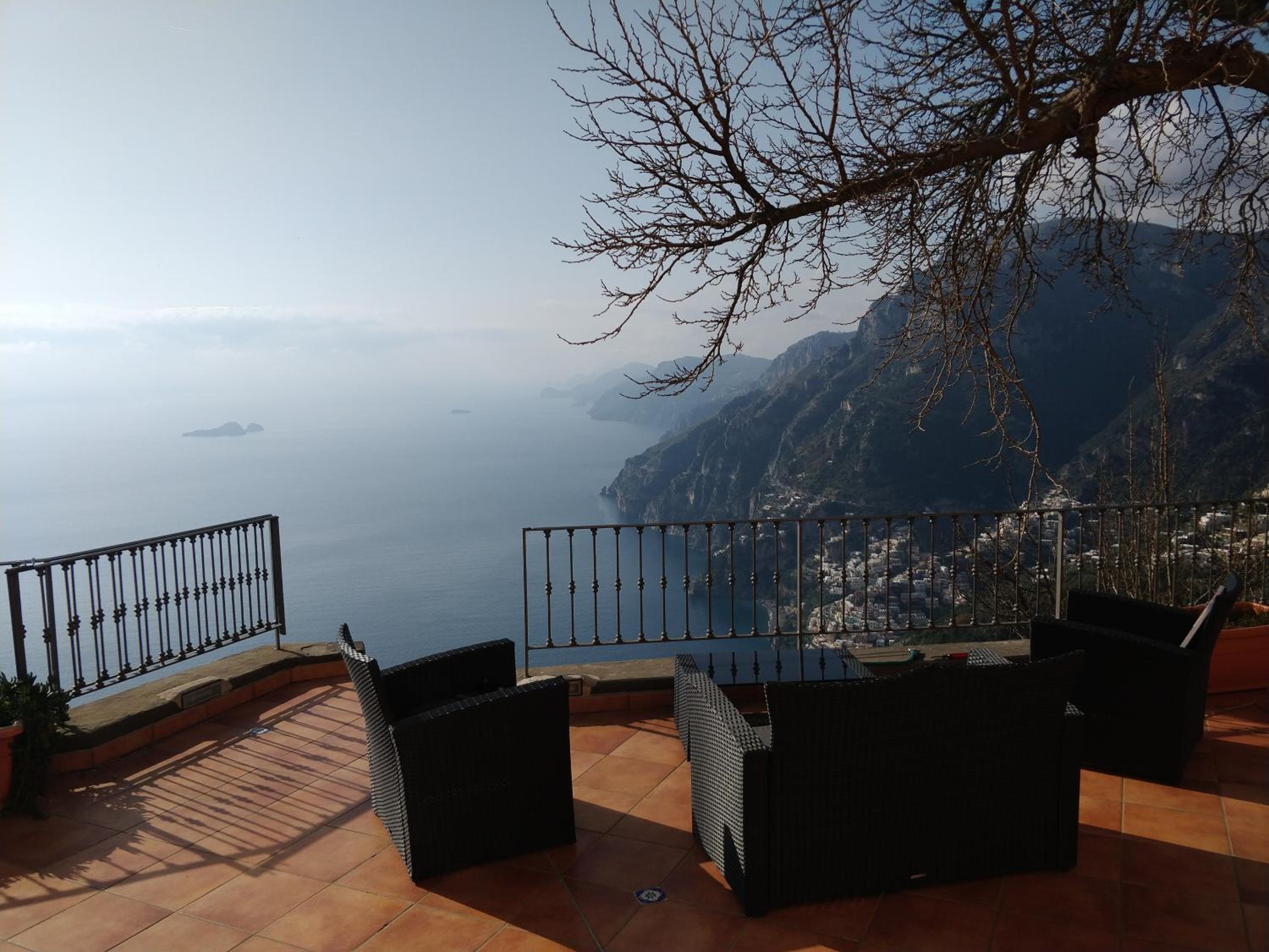 Quadruple Room with Terrace photo 2