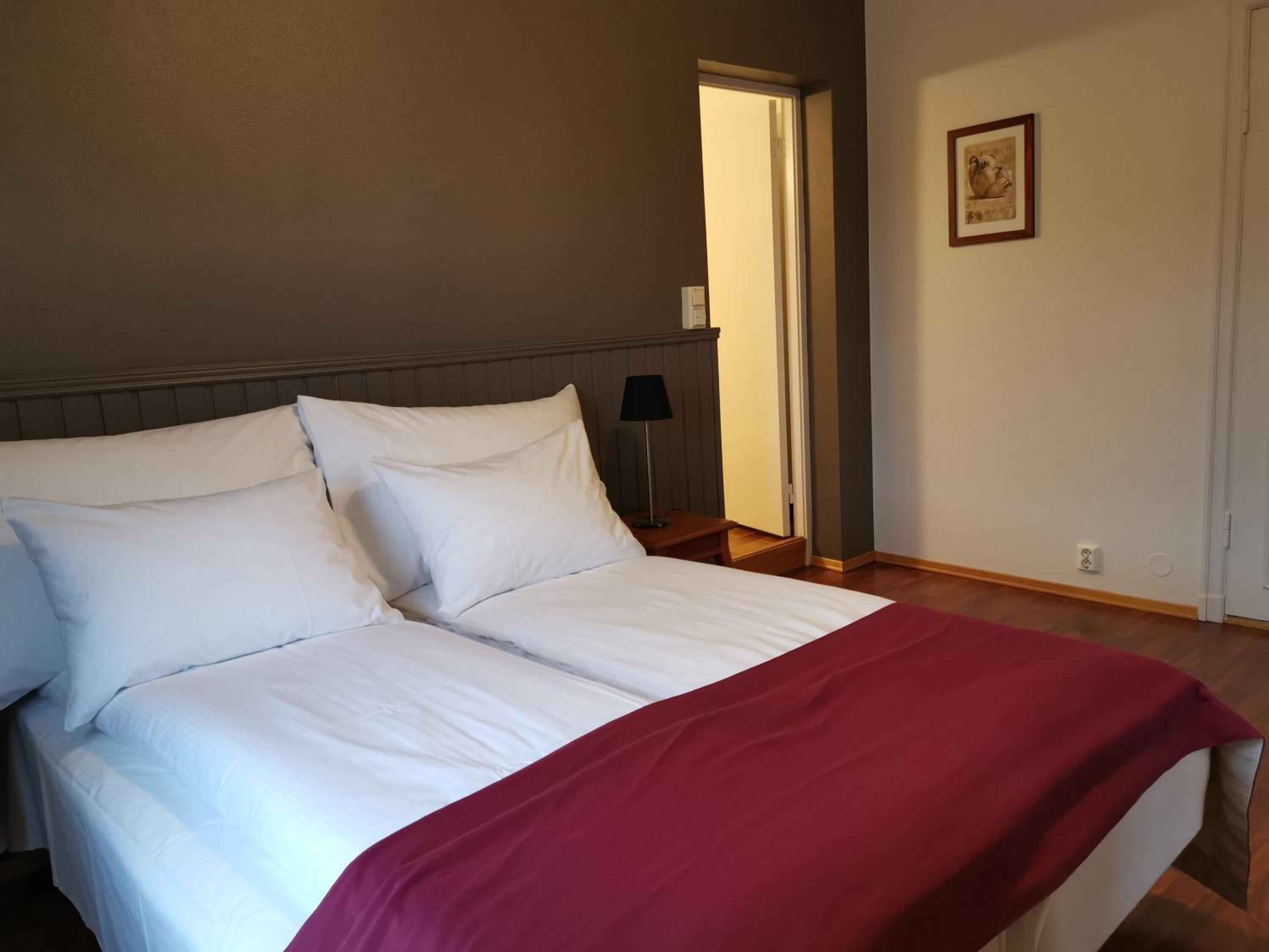 Budget Single Room photo 2
