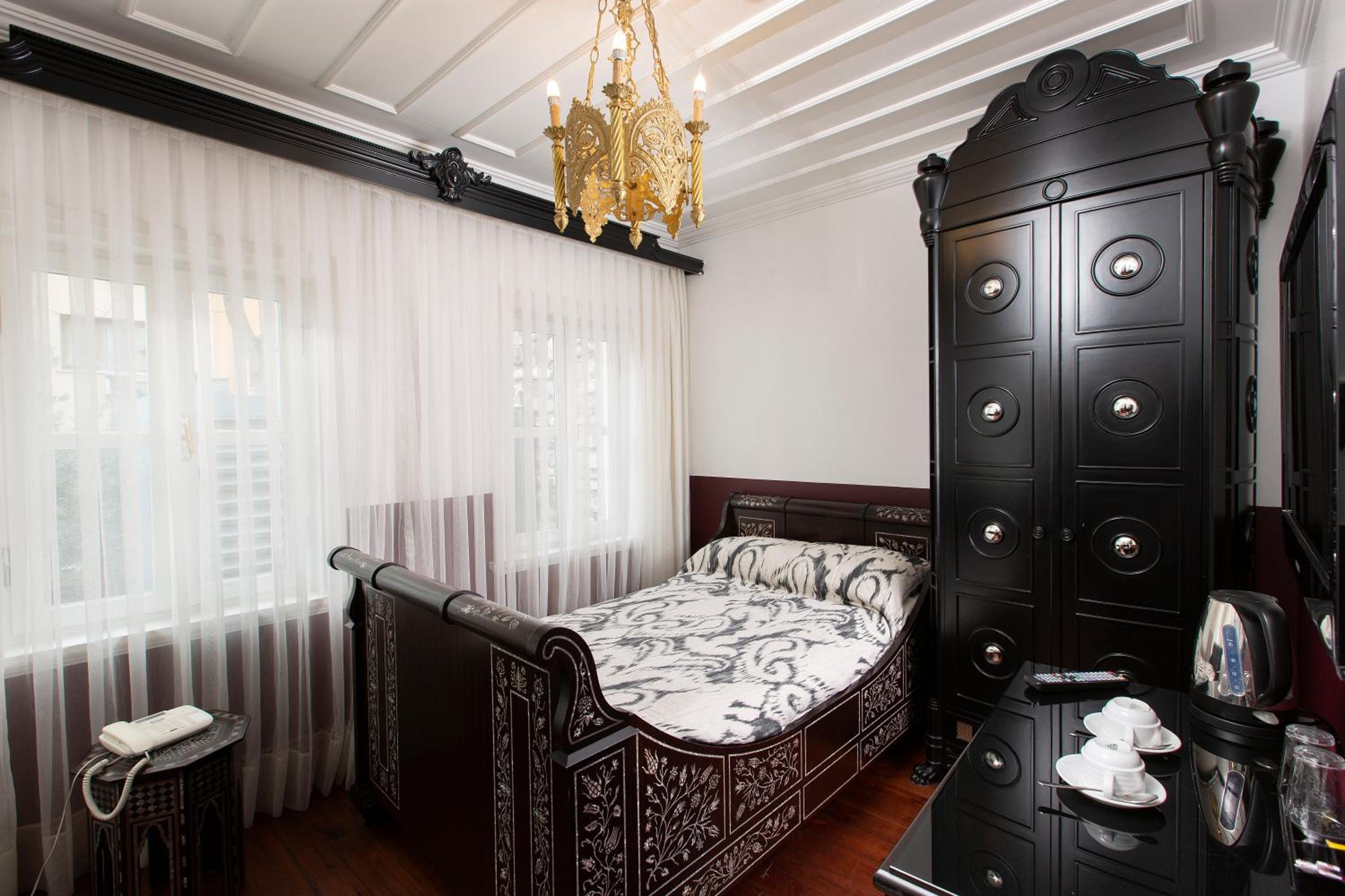 Budget Single Room photo 2