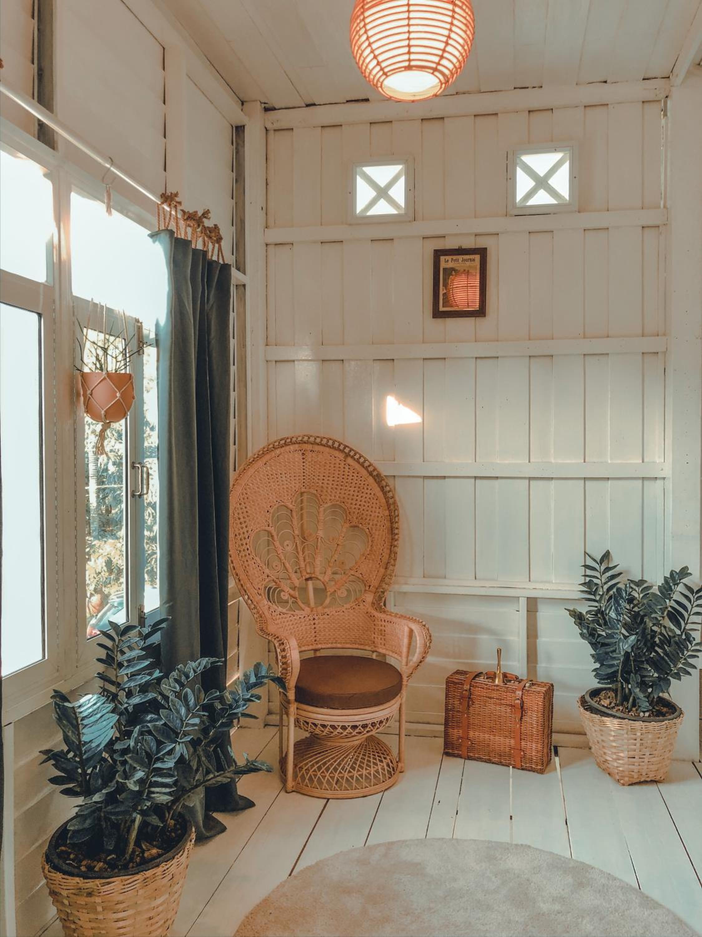 Standard Family Room - Photo 2