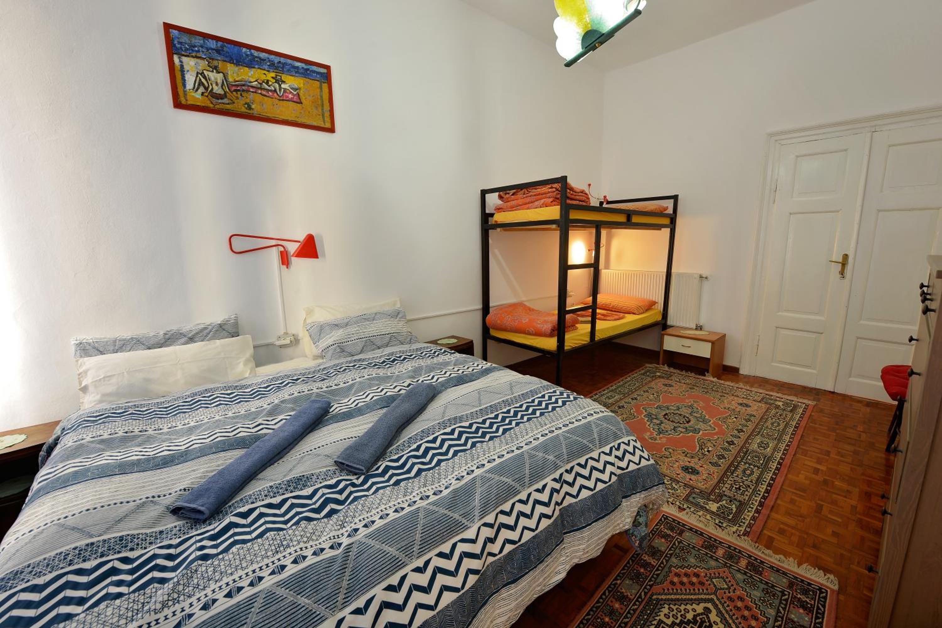 Standard Double Room With Shared Bathroom photo 3