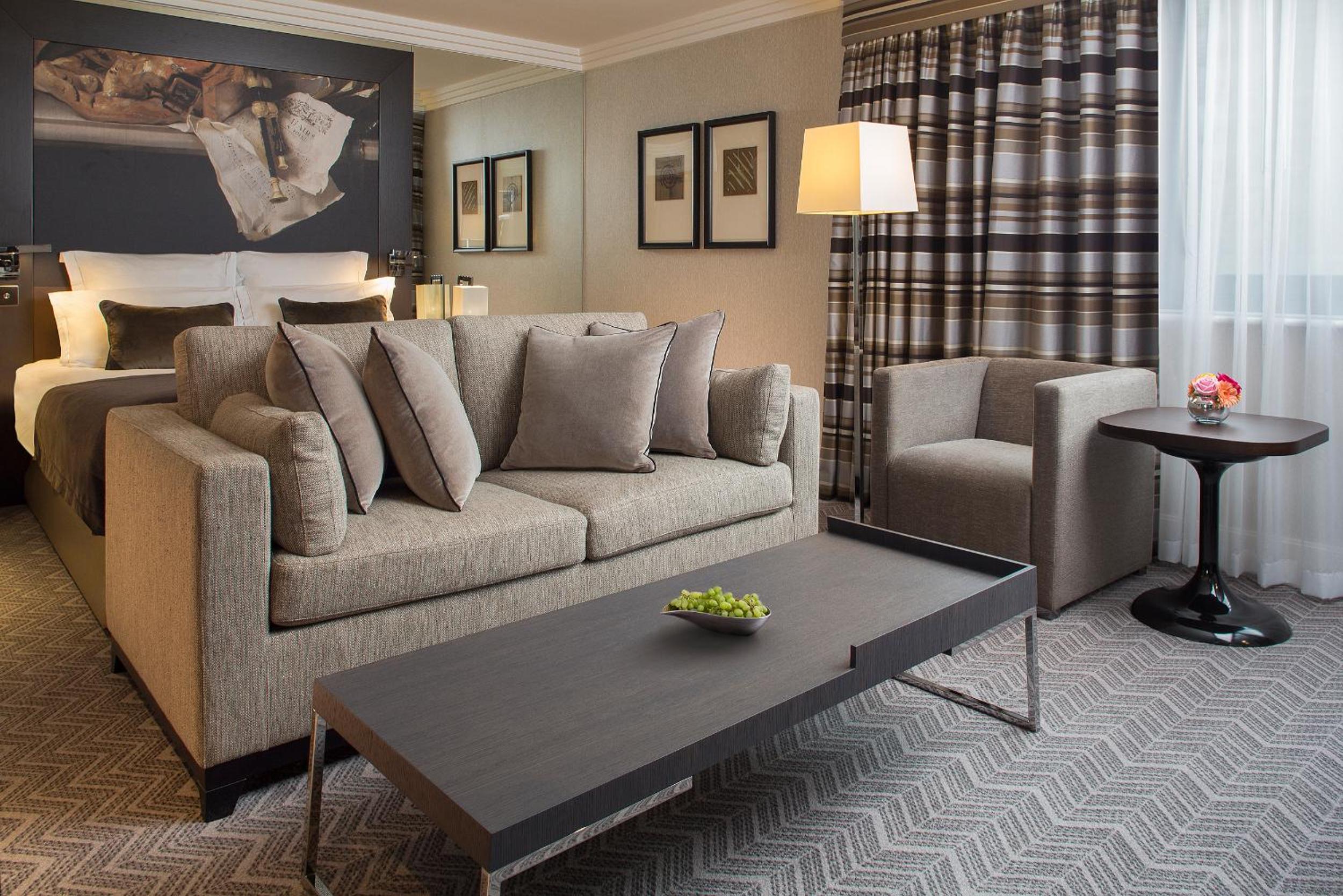 Junior Suite (Non Smoking) photo 2