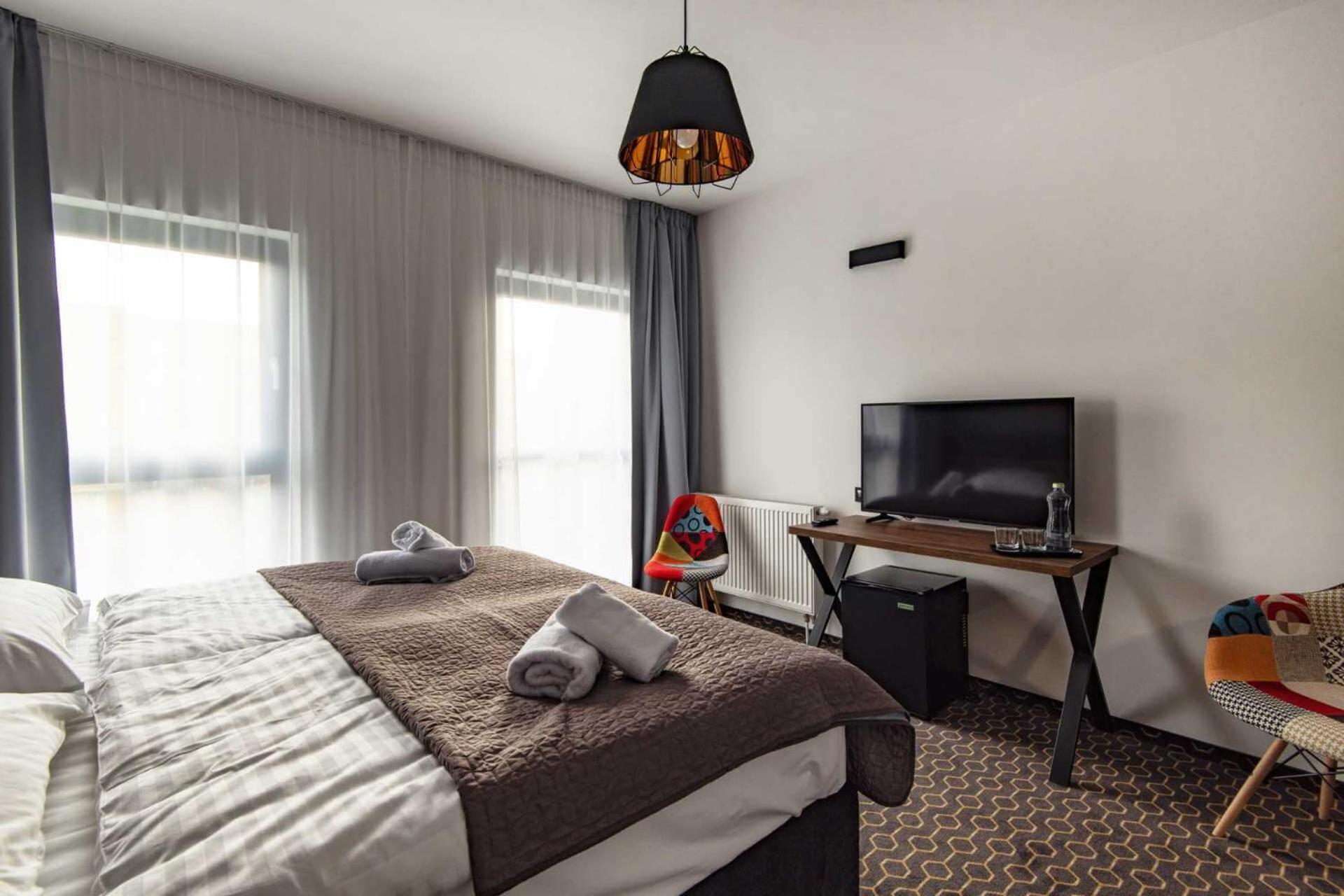 Standard Double or Twin Room - Photo 6
