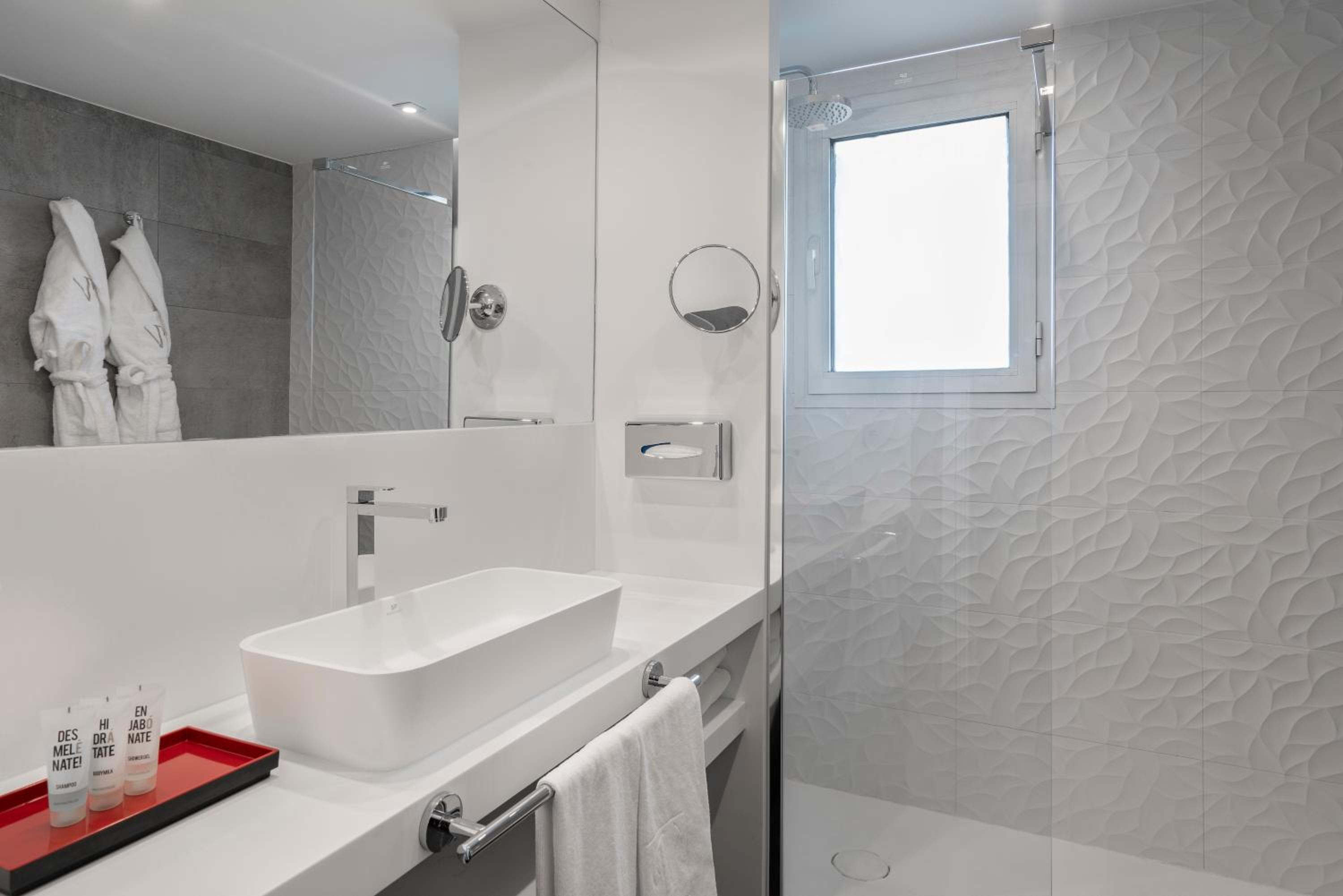 Deluxe Room with Terrace