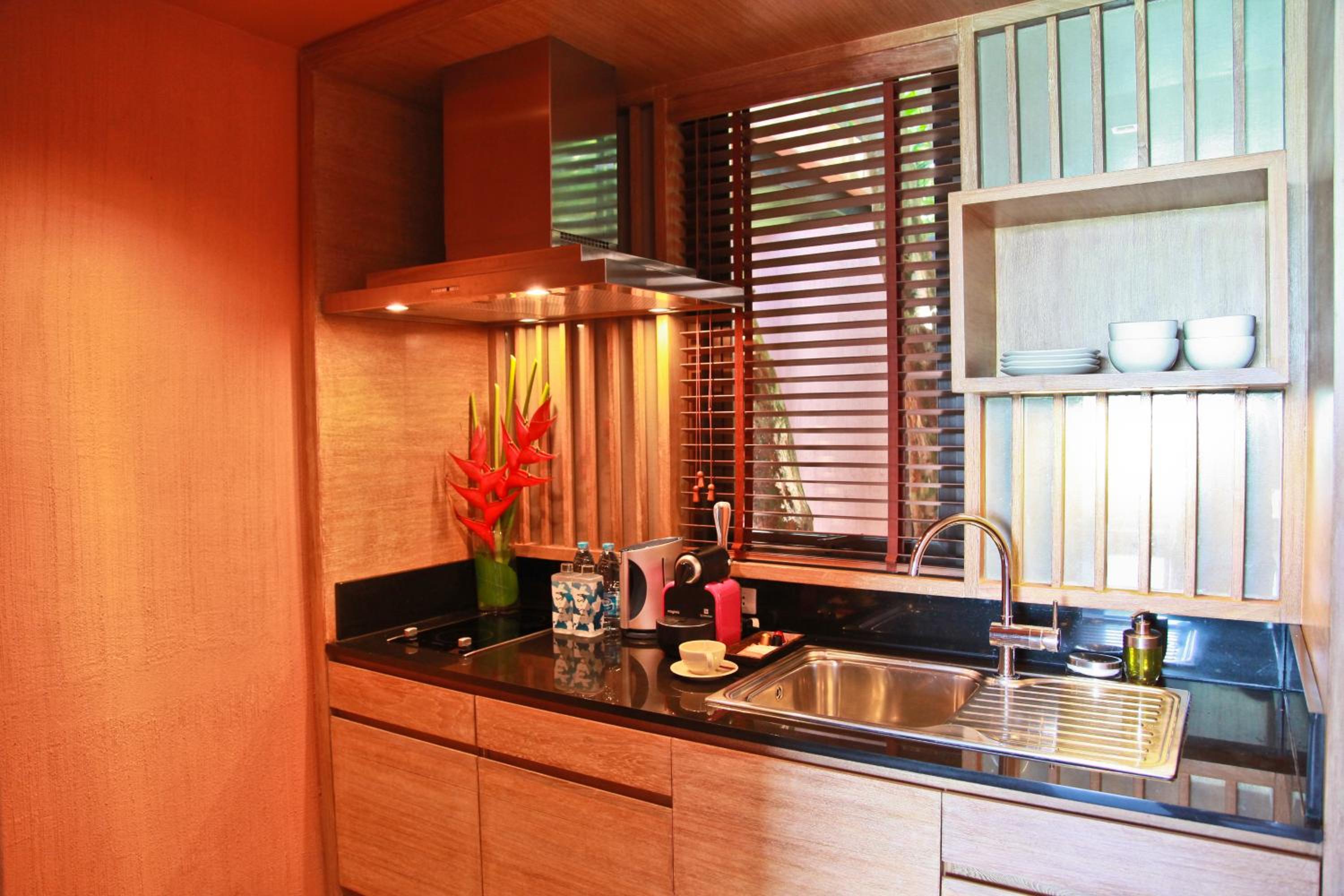 2BR Family Suite Ocean View - Photo 3