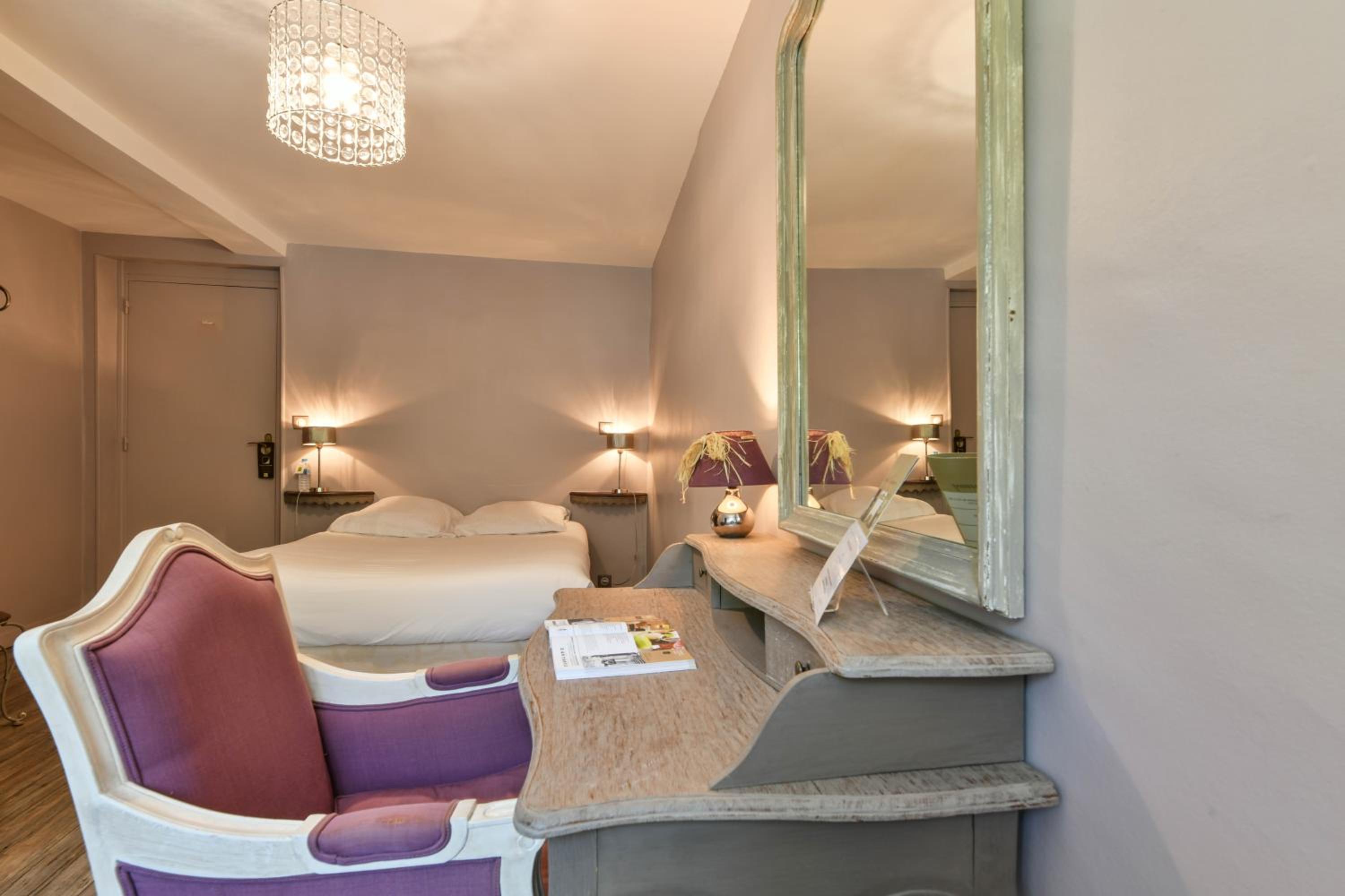 Twin Room with Extra Bed photo 2