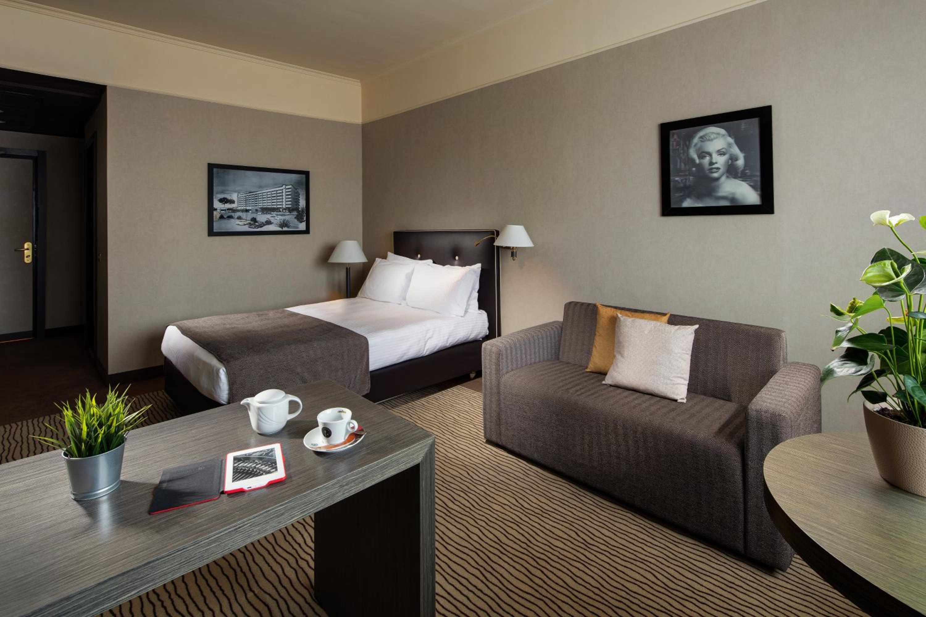 Premium Room - Photo 1