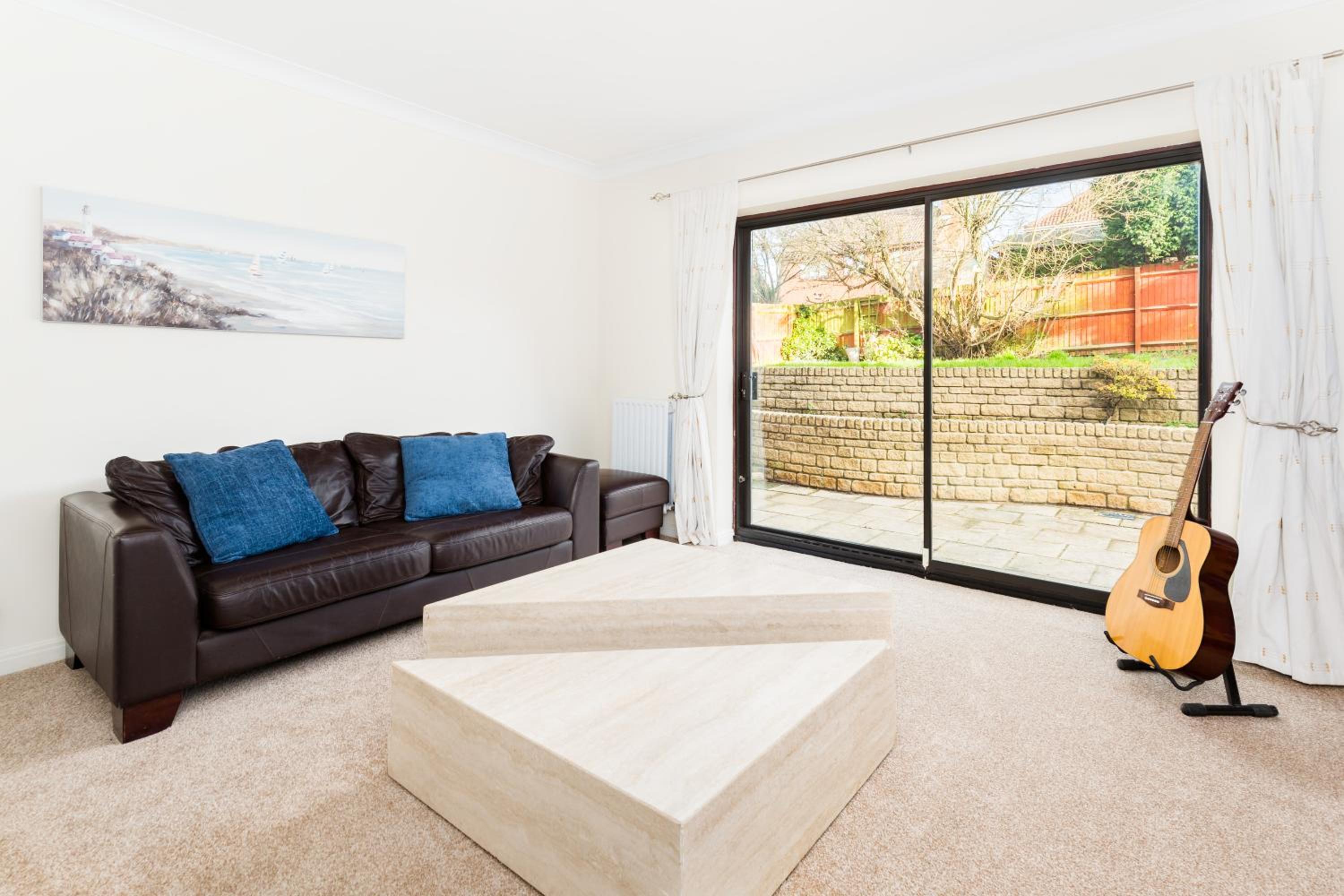 Four-Bedroom House - Photo 12