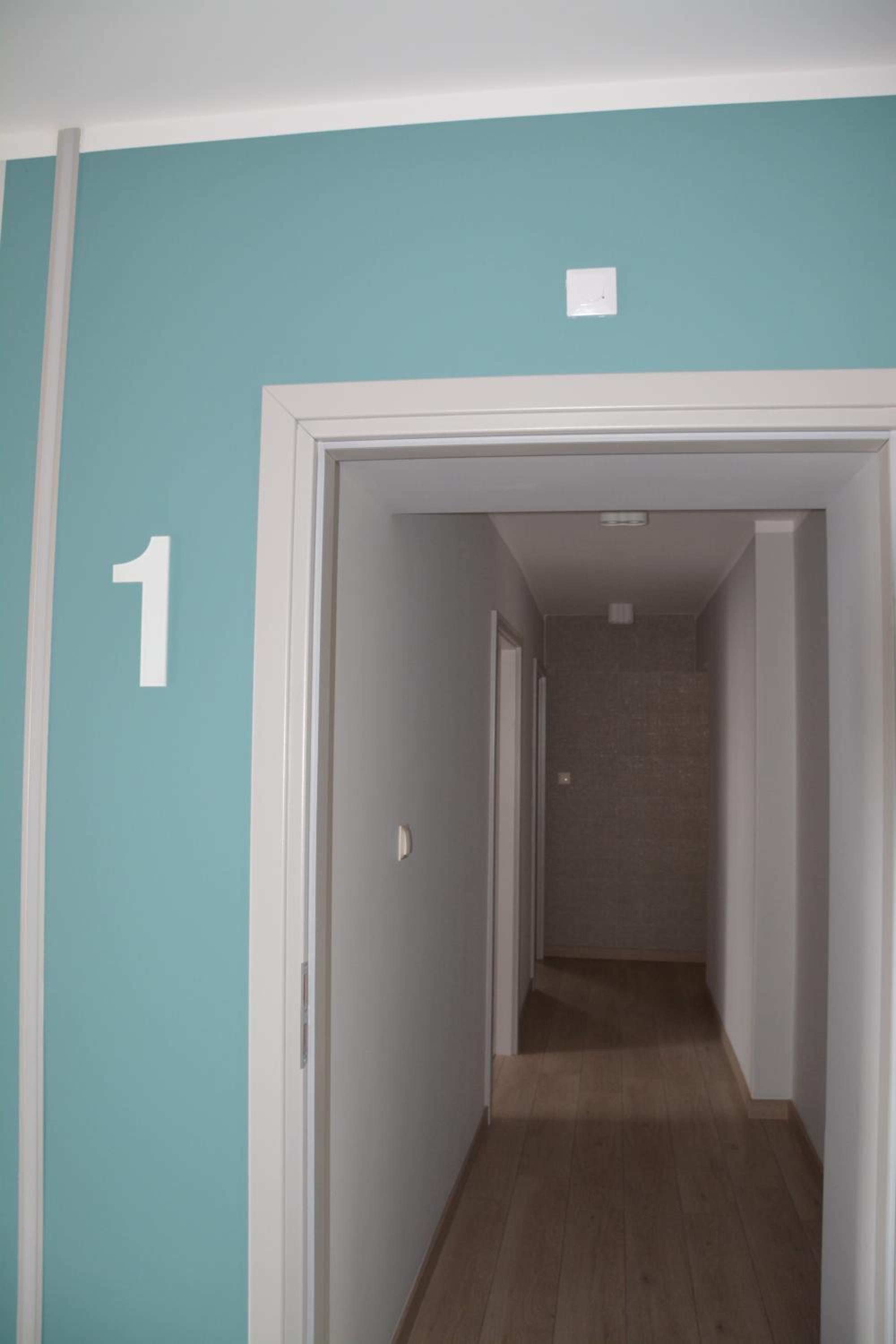 Three-Bedroom Apartment - Photo 3