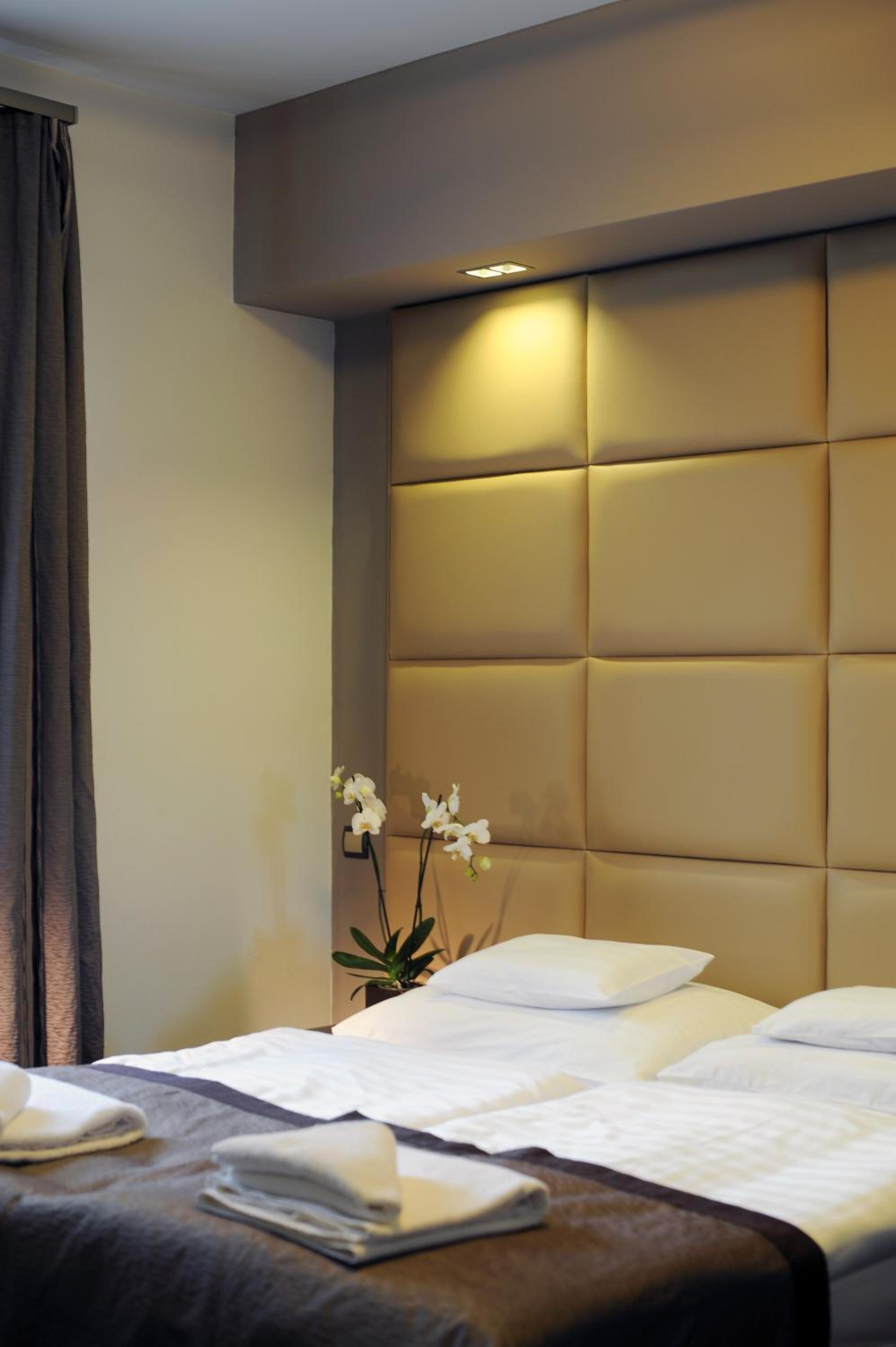 Deluxe Double Room - Attic