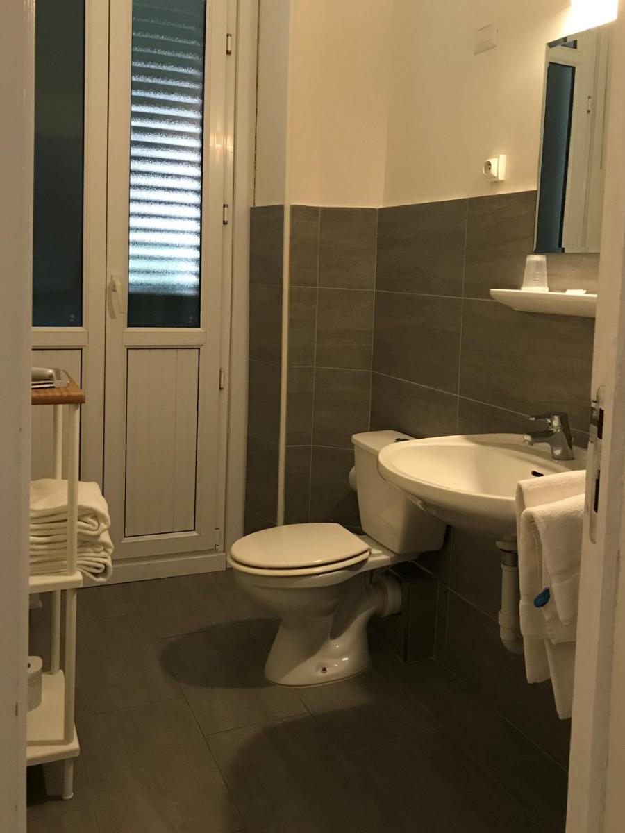 Triple Room with Terrace photo 1