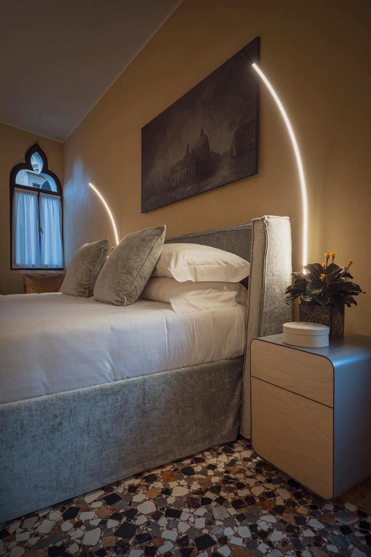 Executive Junior Suite with Garden View photo 2
