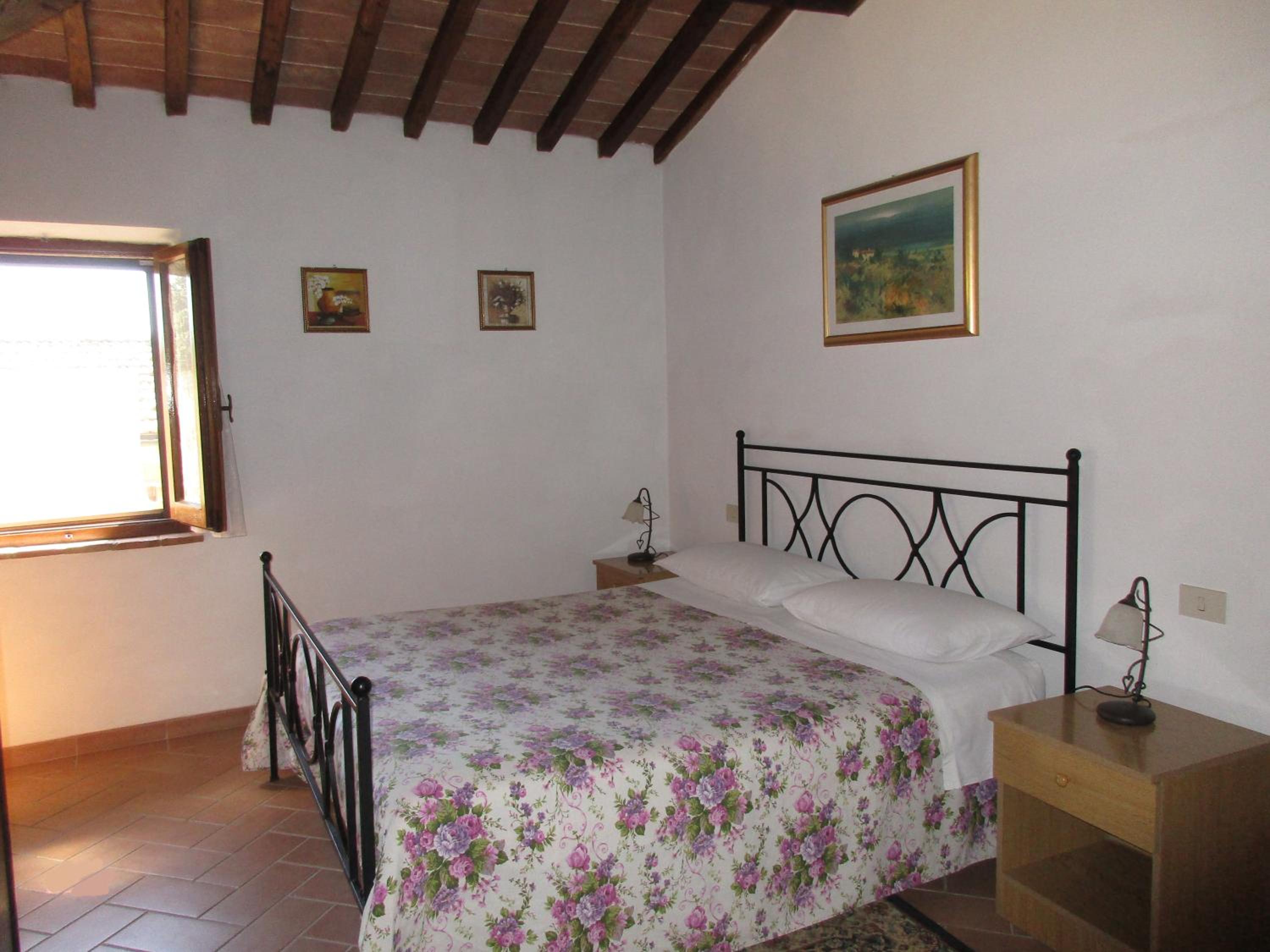 Double Room with Private Bathroom photo 1