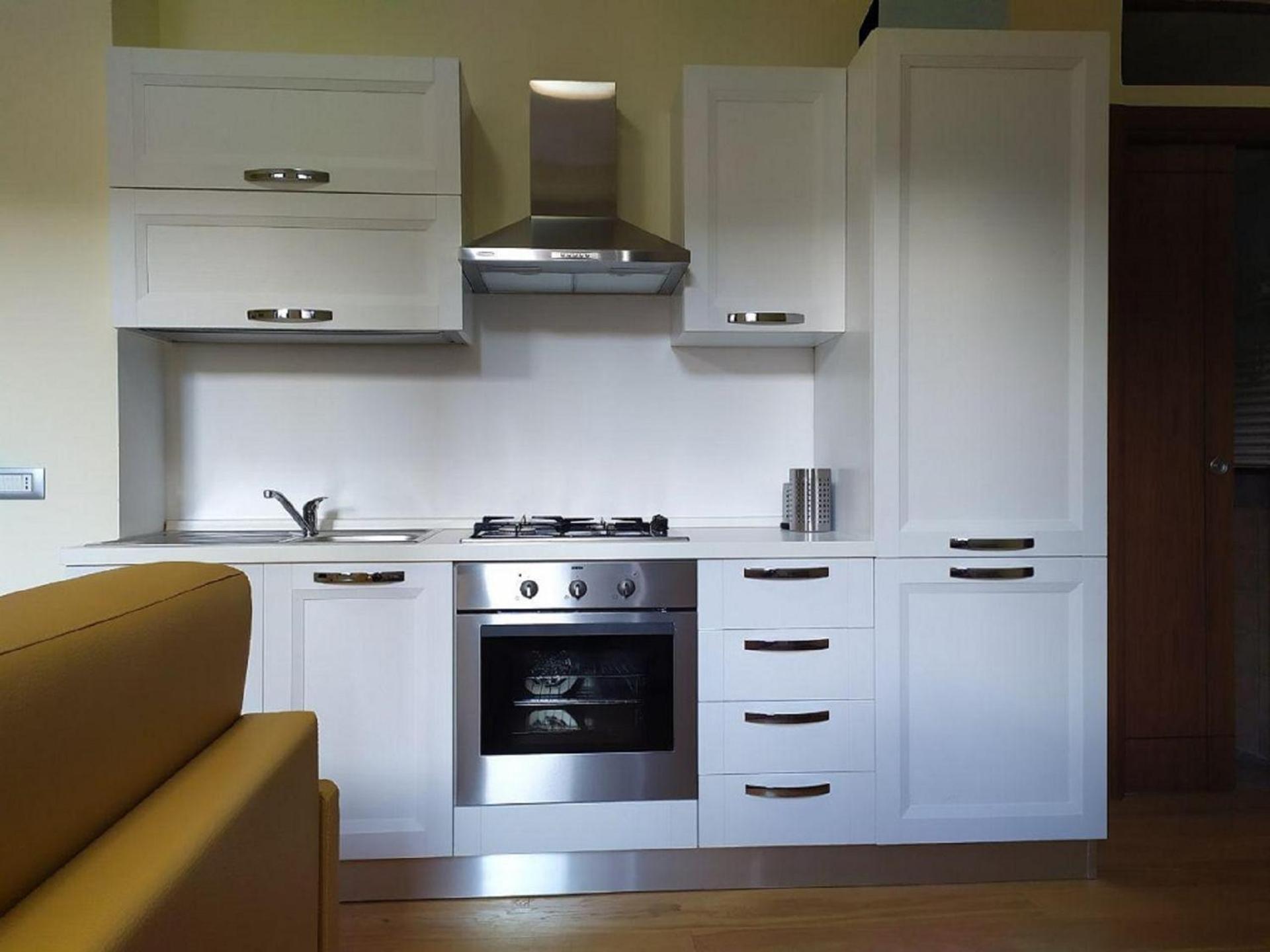 One-Bedroom Apartment - Photo 7