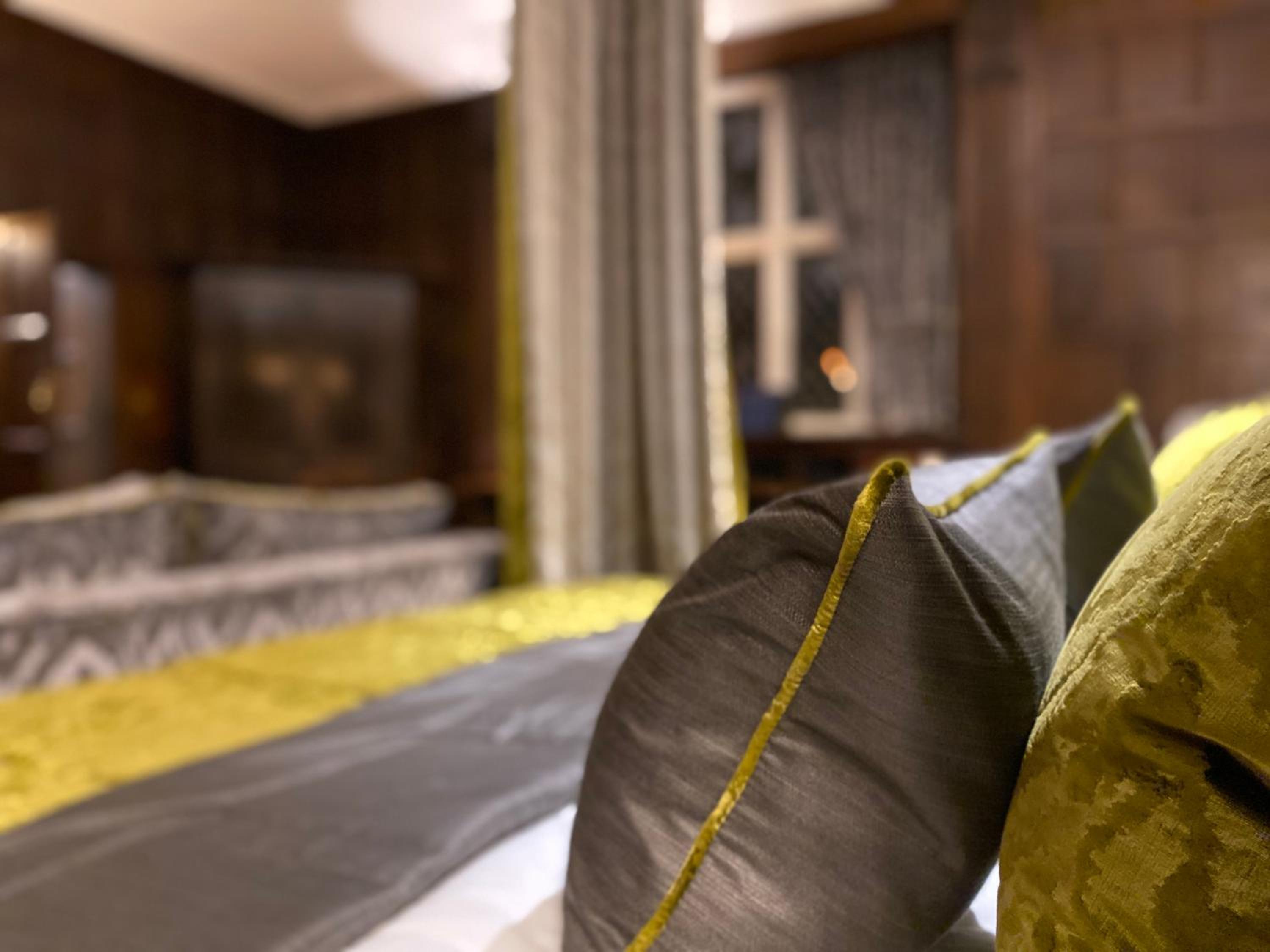 Superior King Suite photo 1