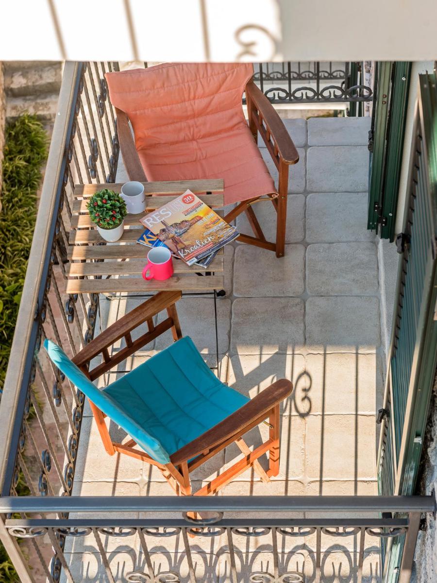  One-Bedroom Apartment with Balcony Sea View (4  adults) photo 3