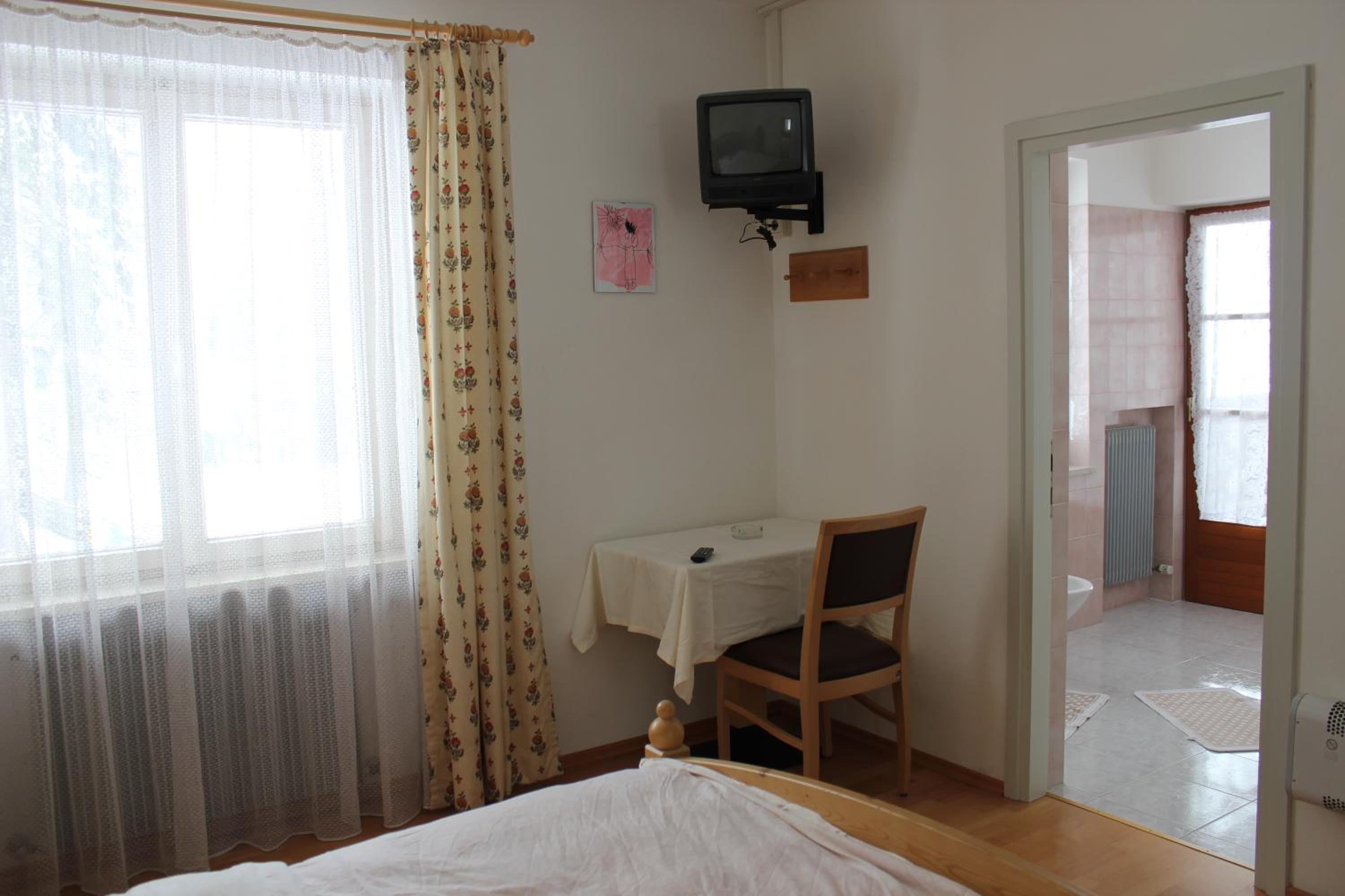 Double Room - Photo 3