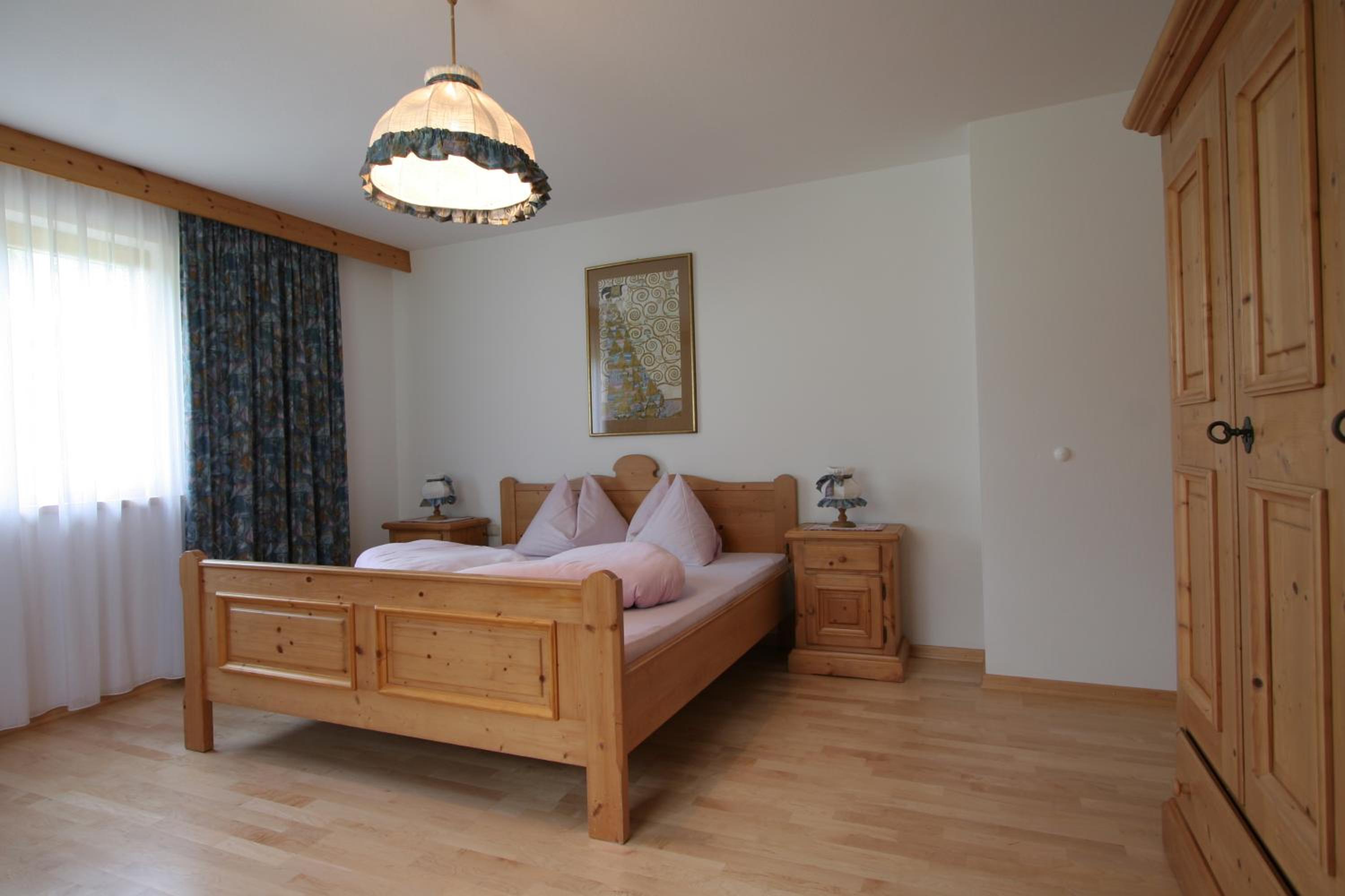 Two-Bedroom Apartment with Terrace photo 2