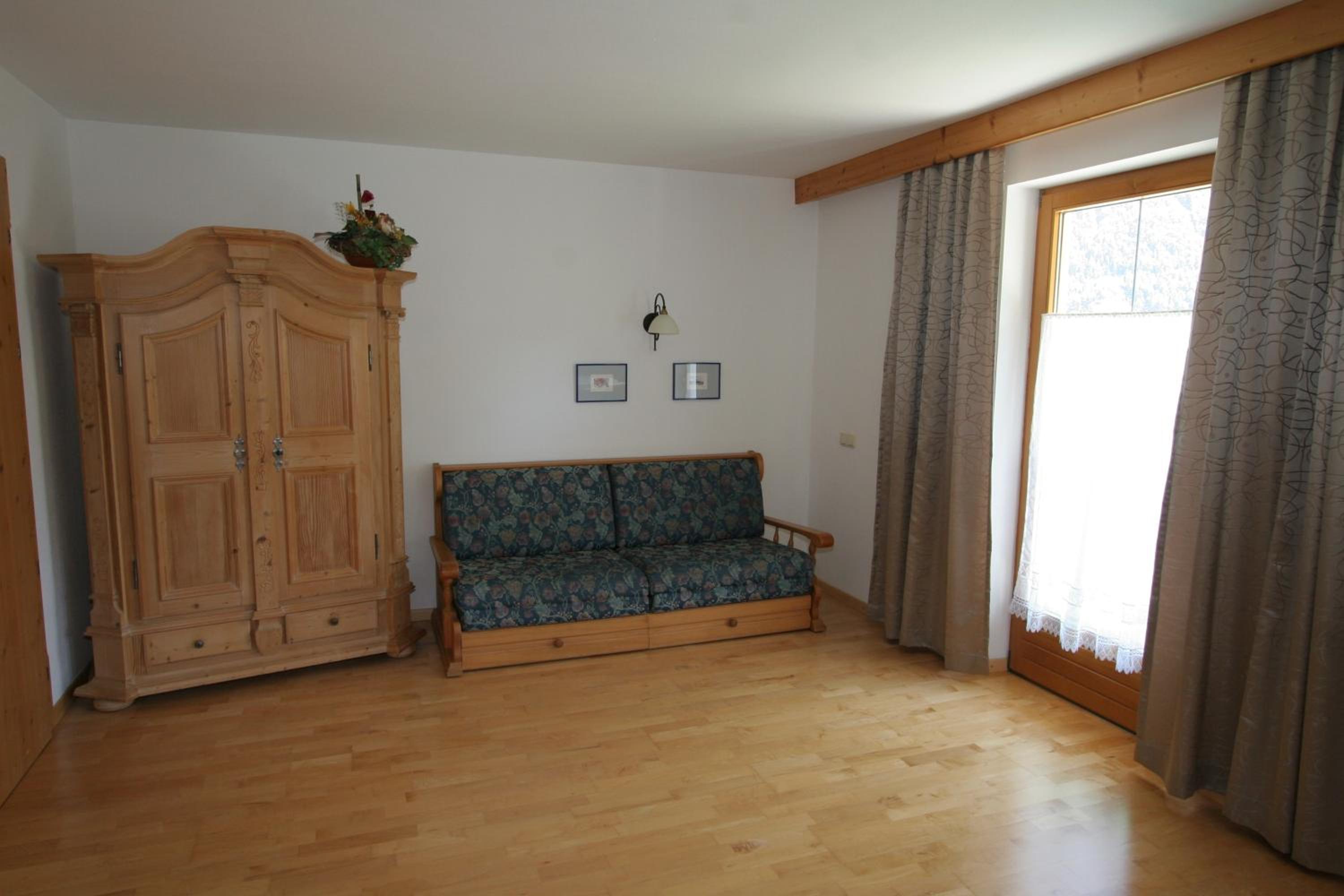 Two-Bedroom Apartment with Terrace photo 1