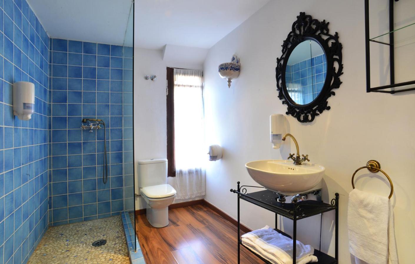 Standard Triple Room photo 2