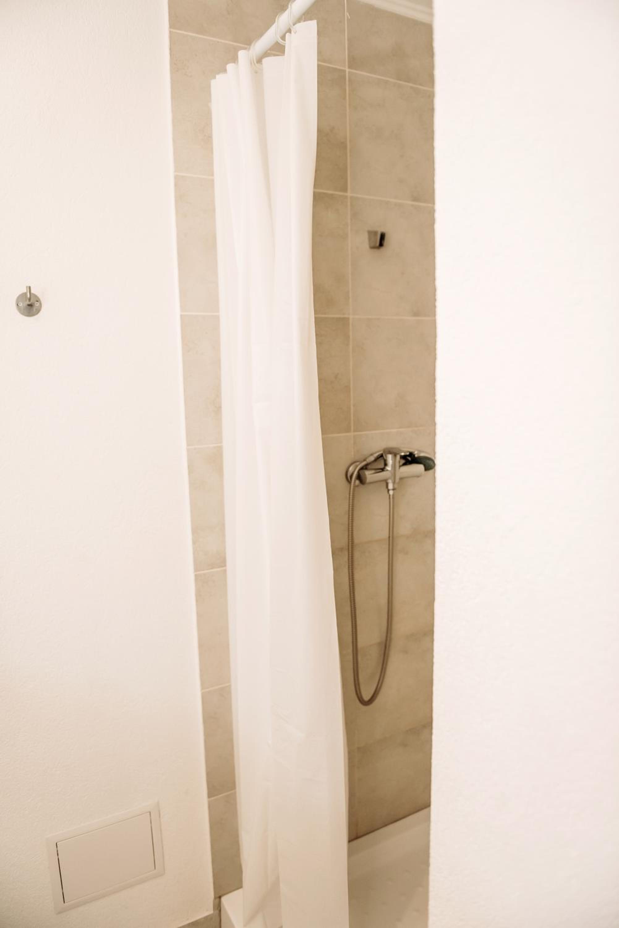 Standard Twin Room photo 2
