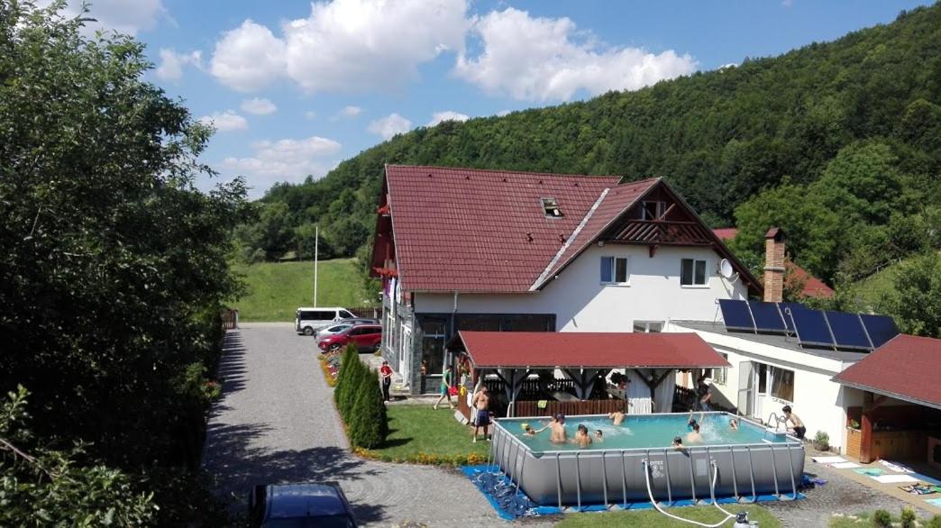 Villa photo 2
