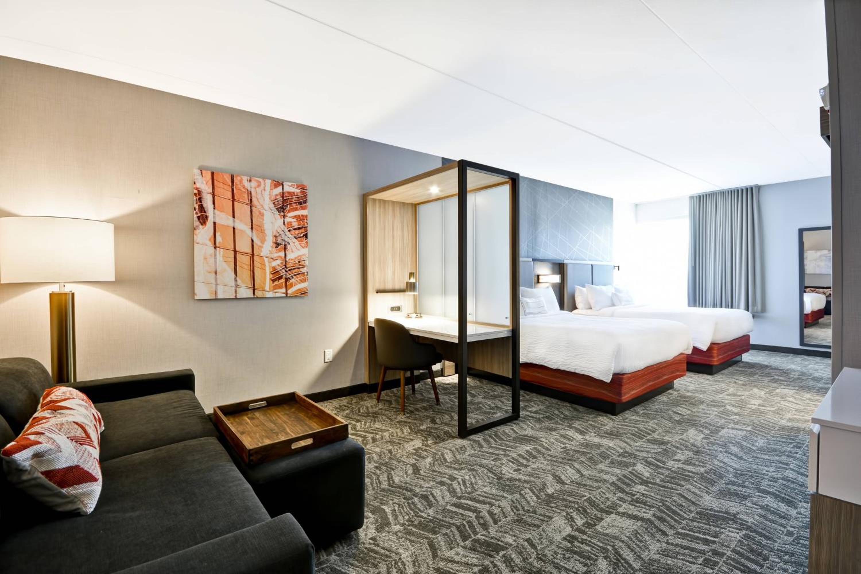 Double Suite with Two Double Beds, Trundle Sofa and Bathtub - Mobility Access/Hearing Accessible
