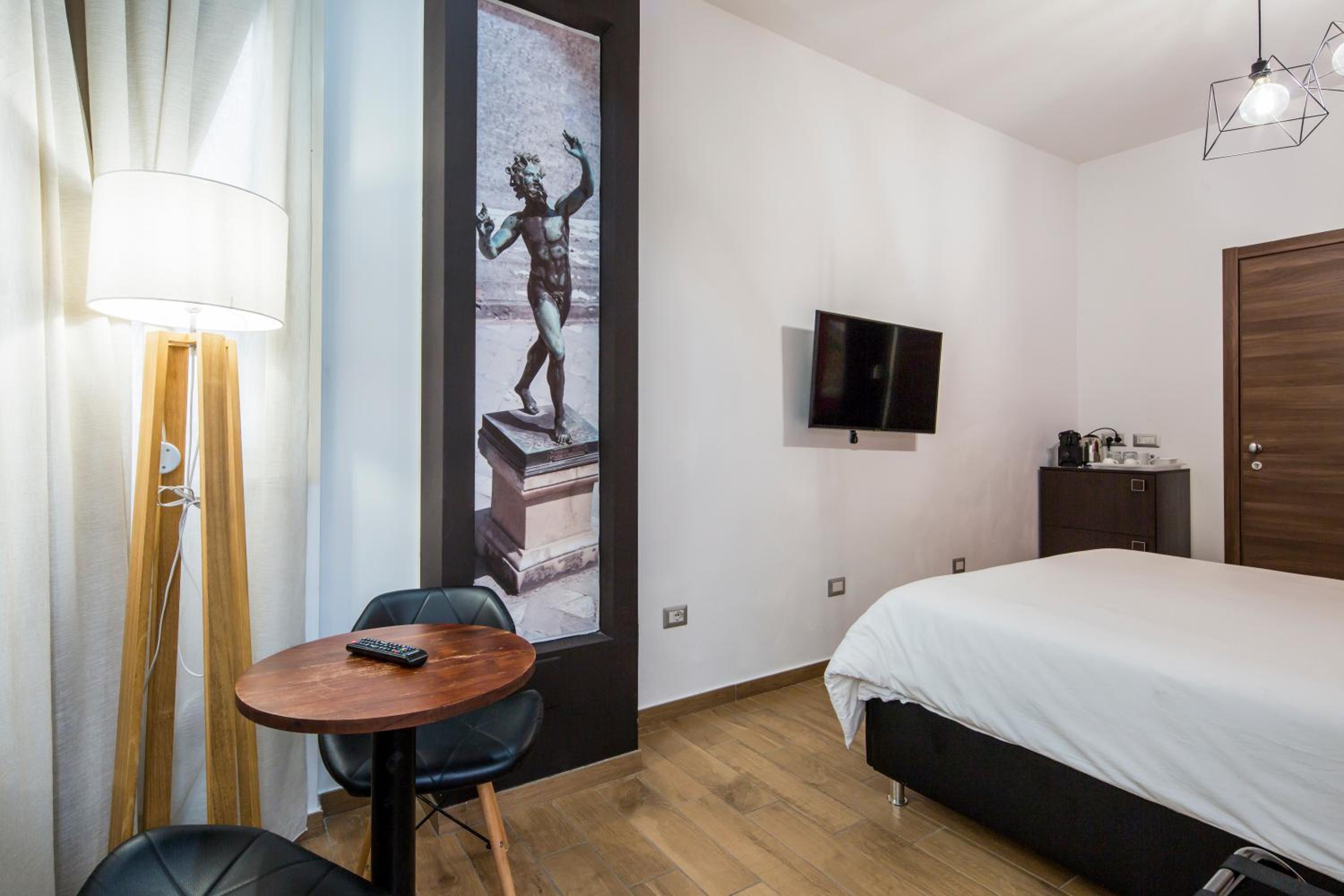Double Room - Photo 23