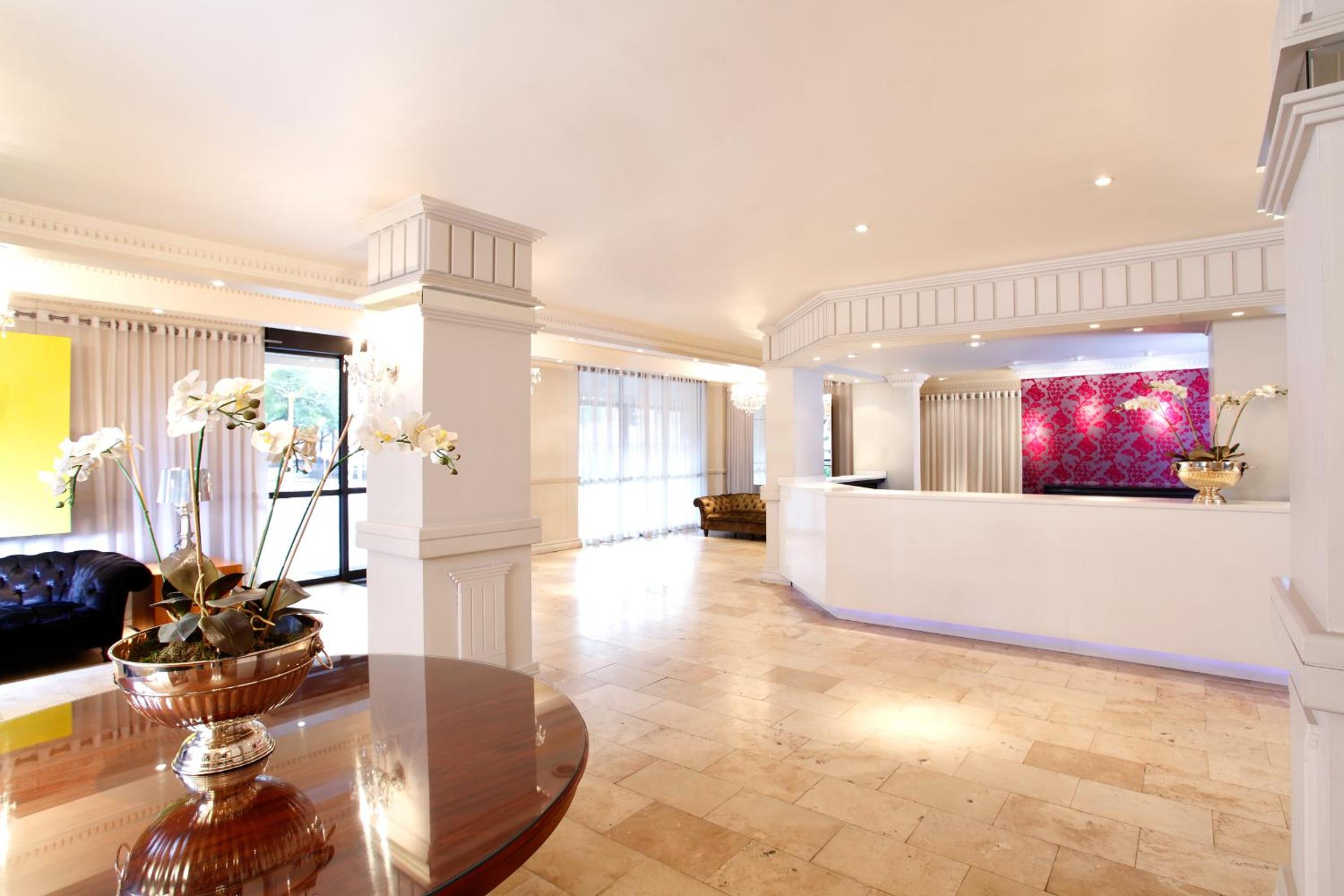 Twin Room - Photo 3