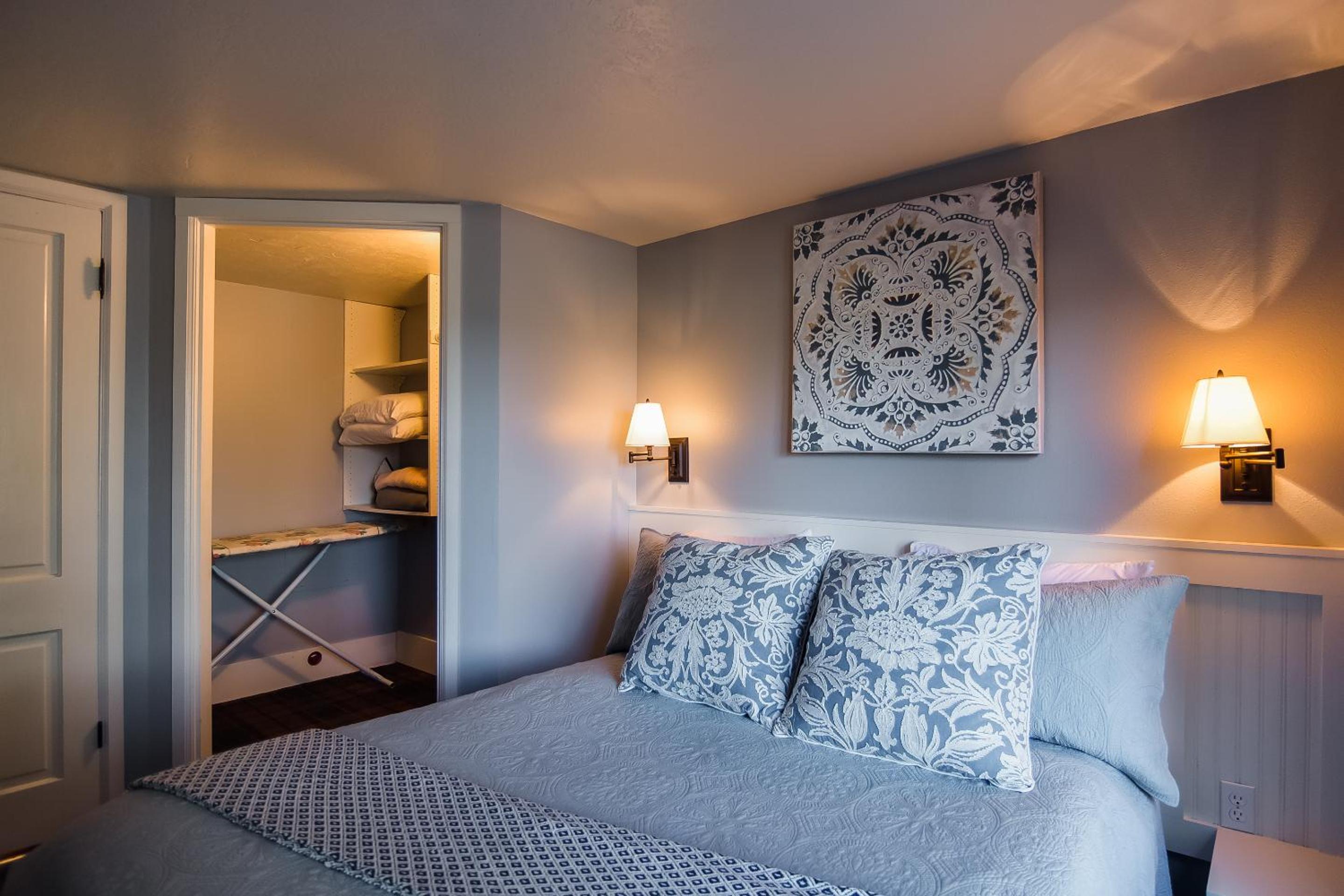 Deluxe Family Suite