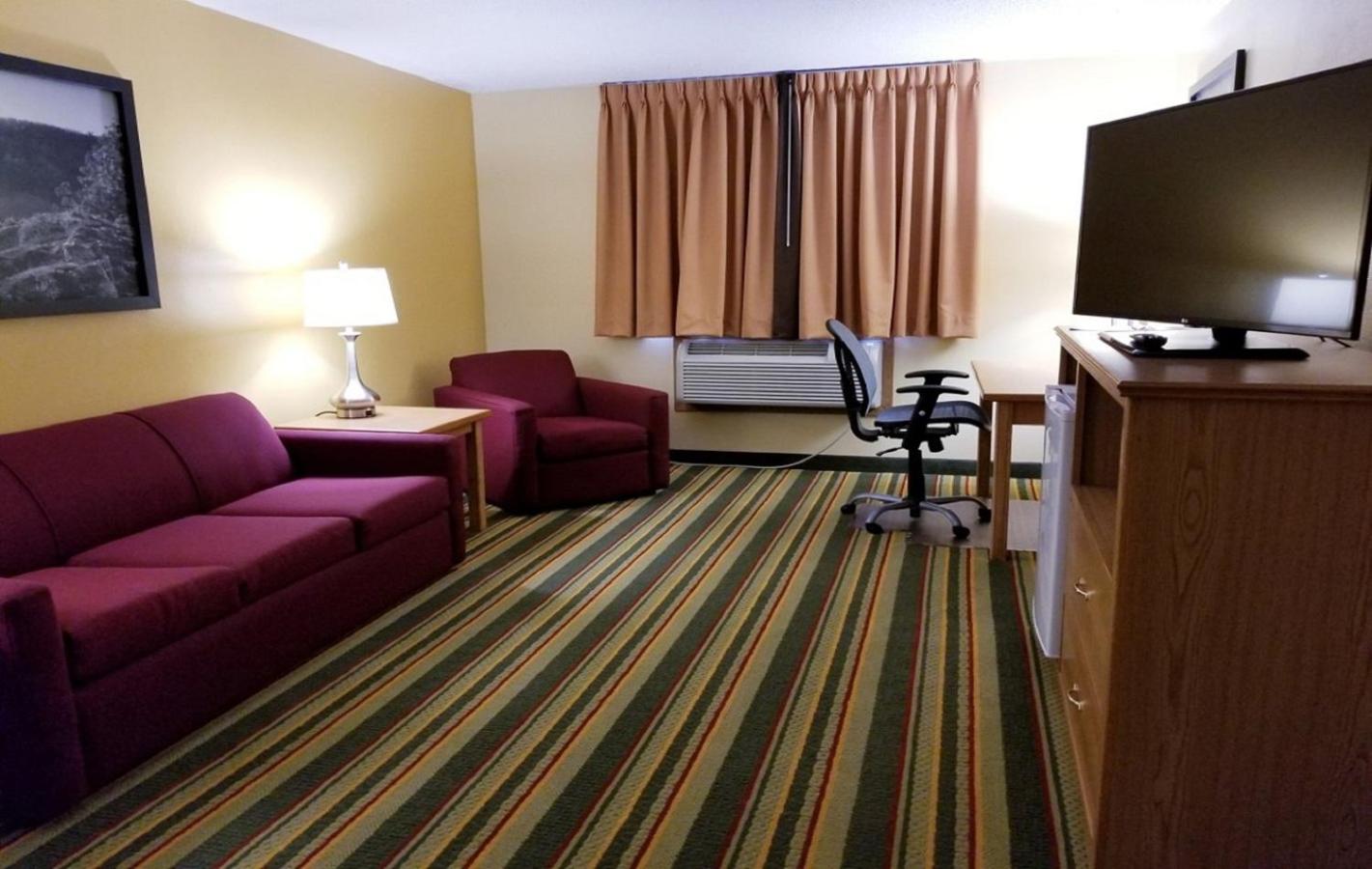 One-Bedroom Suite with Two Queen Beds - Non-Smoking photo 1