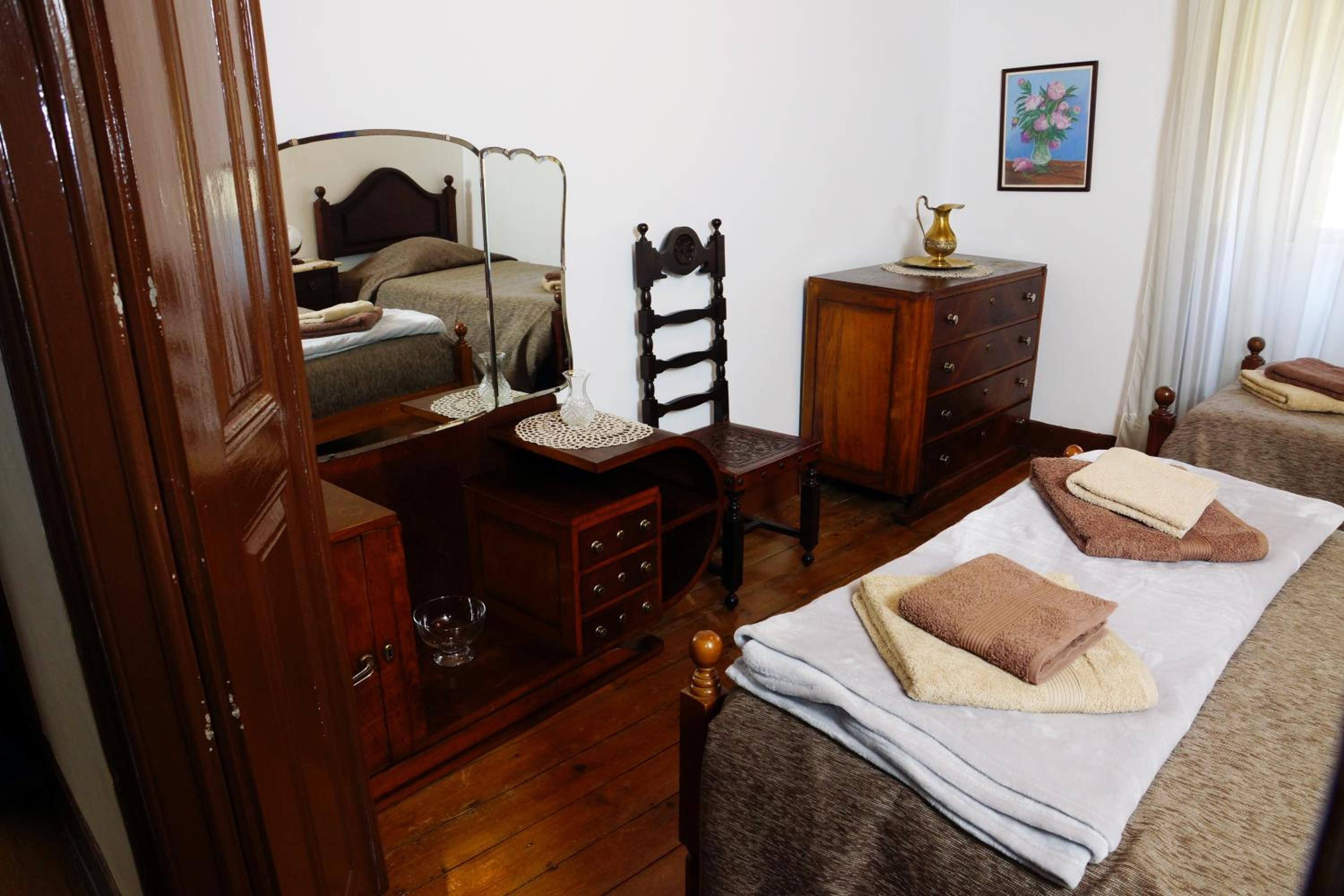 Budget Triple Room - Photo 4