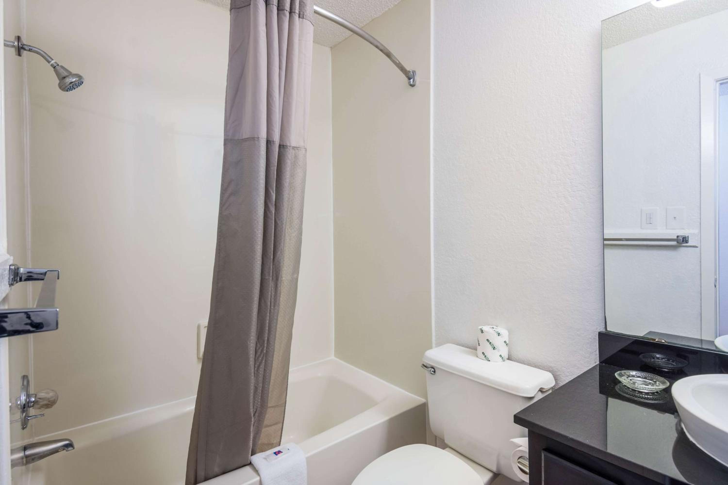 Quadruple Room - Disability Access - Non-Smoking