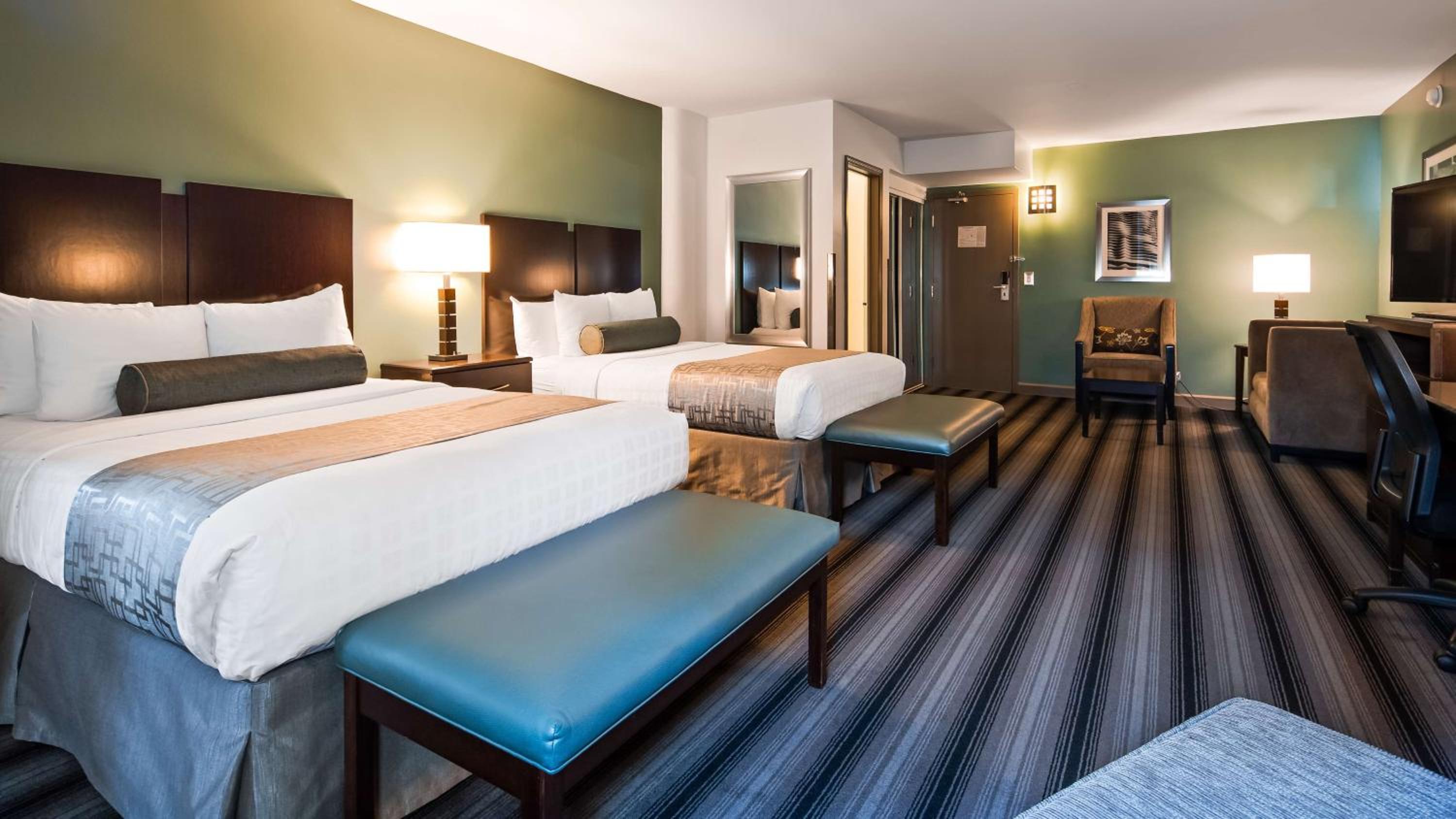 Double Suite with Two Double Beds