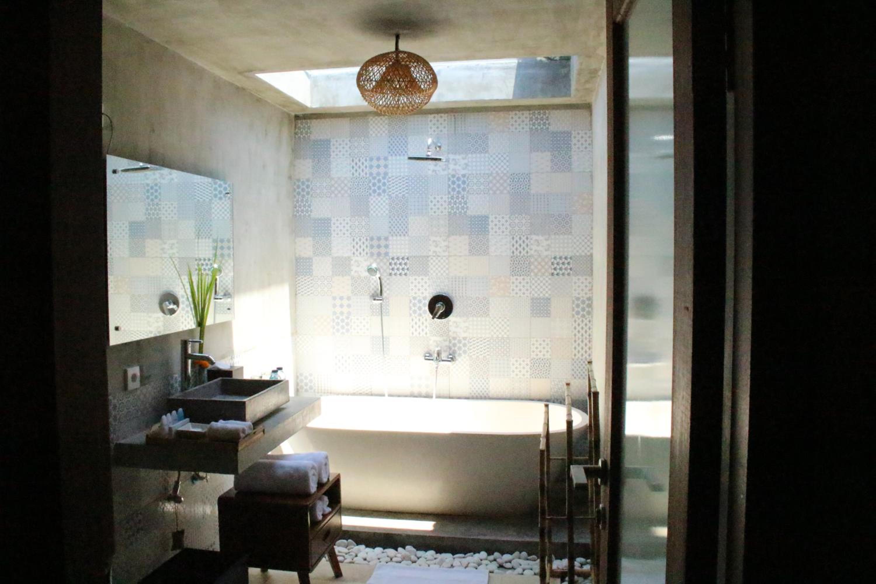 One Bedroom Joglo Villa - Photo 6
