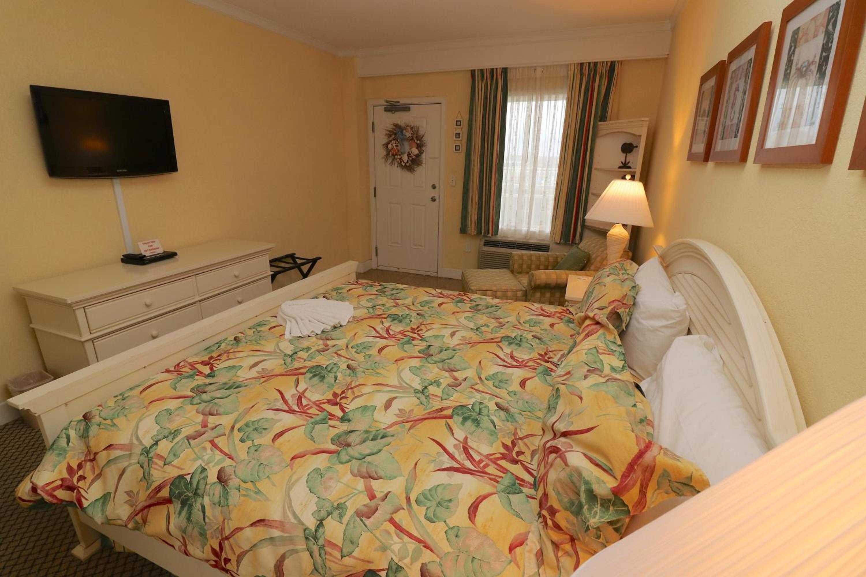 One-Bedroom Apartment - Photo 33